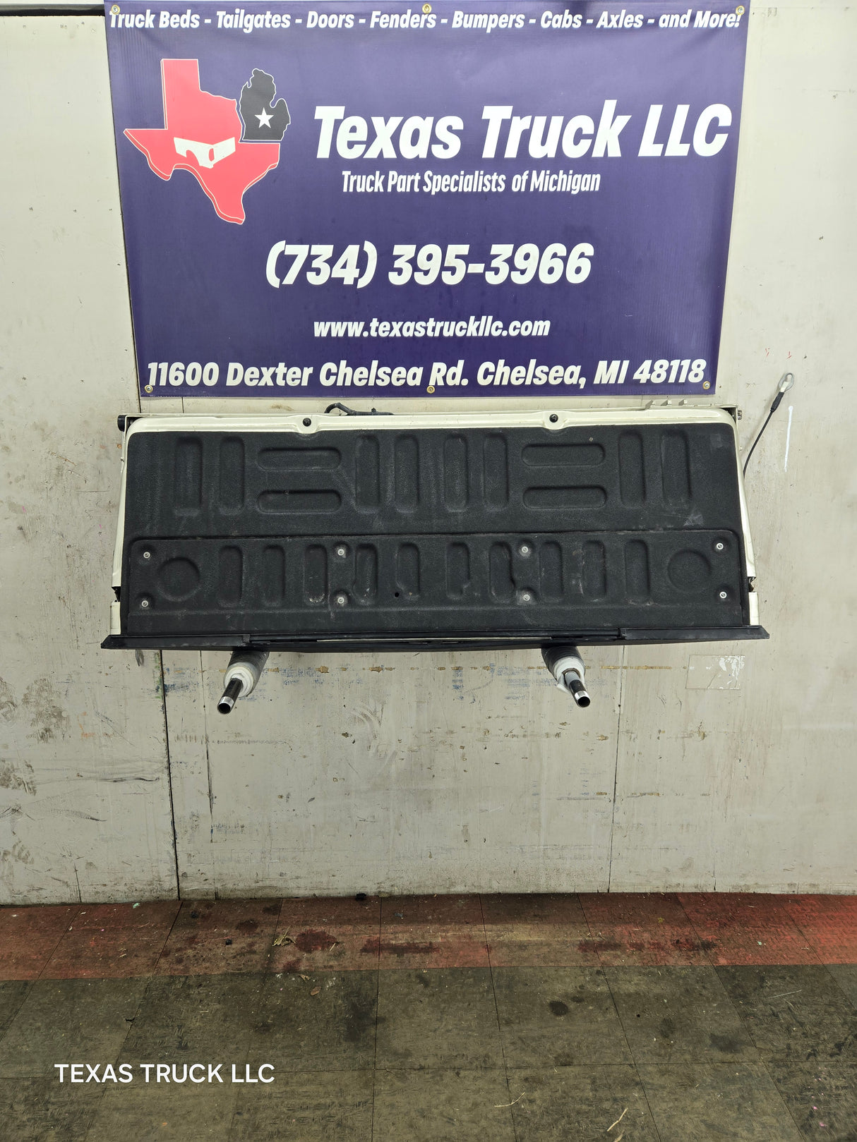 2017-2022 Ford Super Duty King Ranch Tailgate With Step & Camera F250 F350 F450 F550