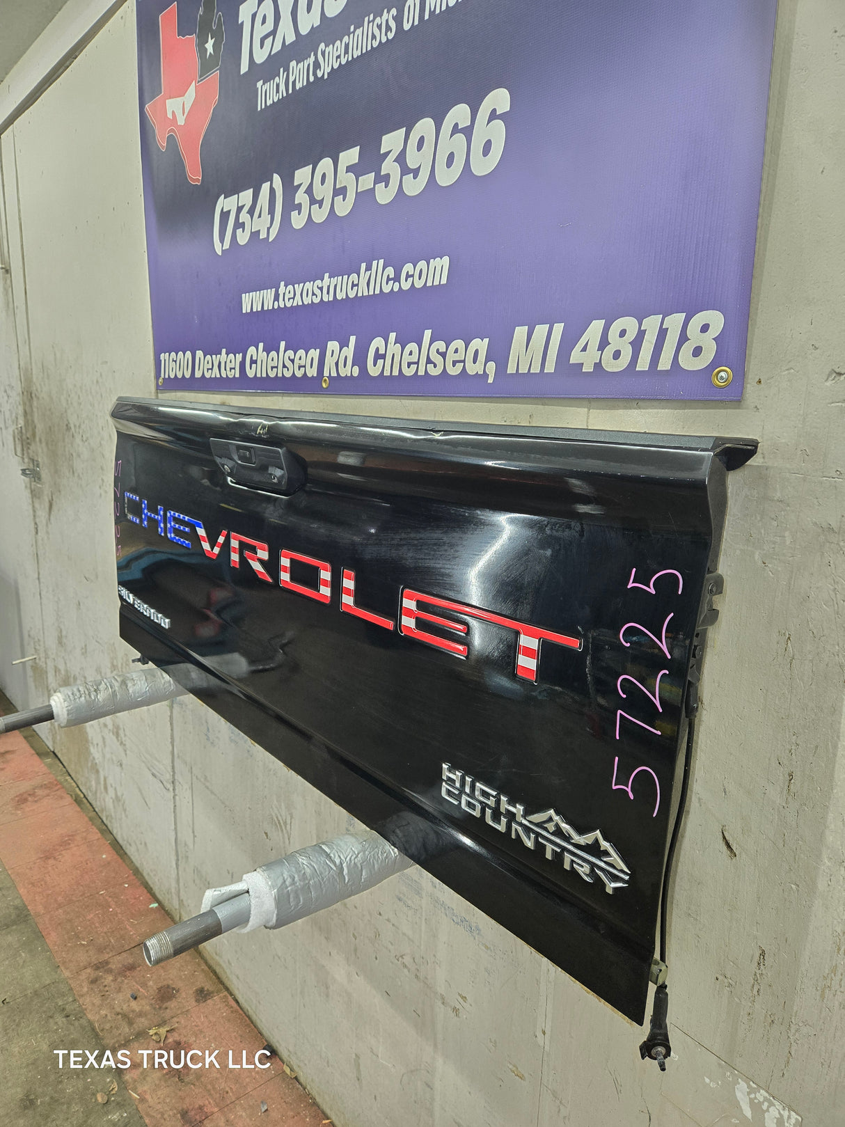 2019-2025 Chevrolet Silverado 2500 3500 Truck Tailgate Power Up/Down W/Camera