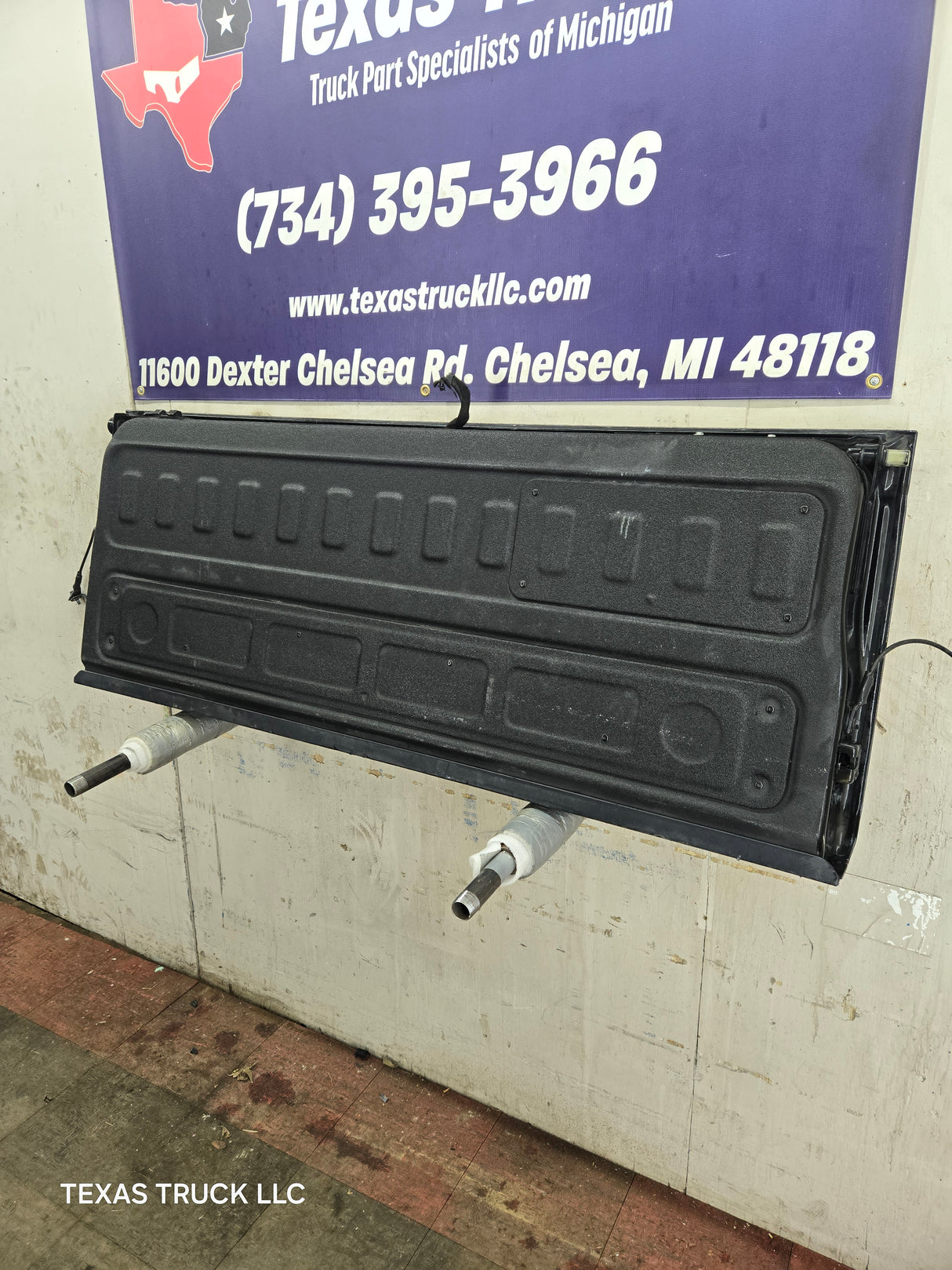 2019-2025 Chevrolet Silverado 2500 3500 Truck Tailgate Power Up/Down W/Camera