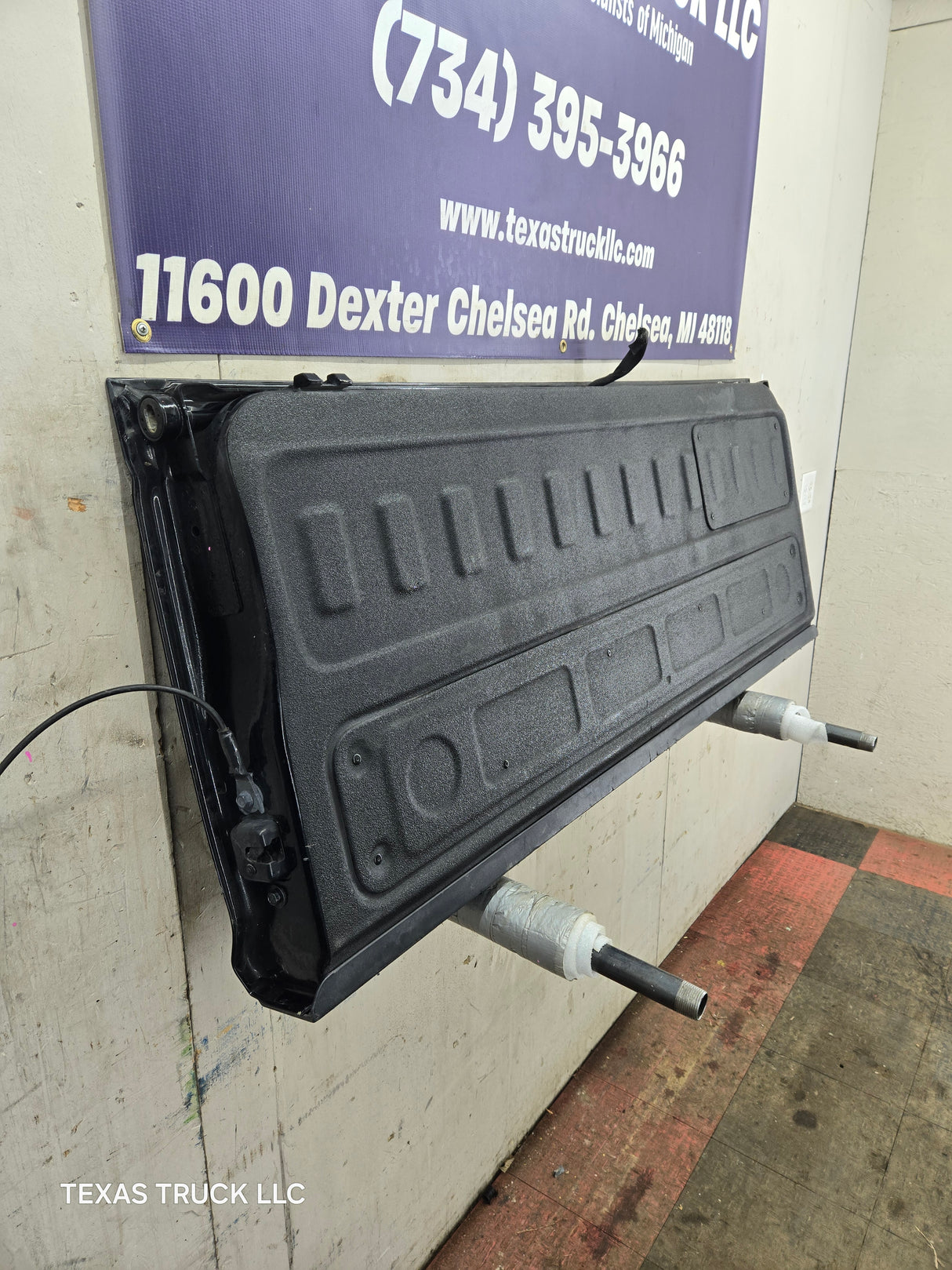 2019-2025 Chevrolet Silverado 2500 3500 Truck Tailgate Power Up/Down W/Camera