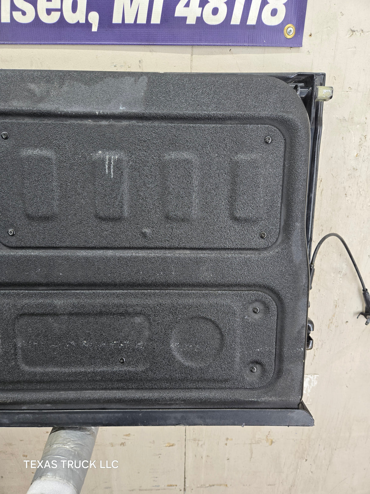 2019-2025 Chevrolet Silverado 2500 3500 Truck Tailgate Power Up/Down W/Camera