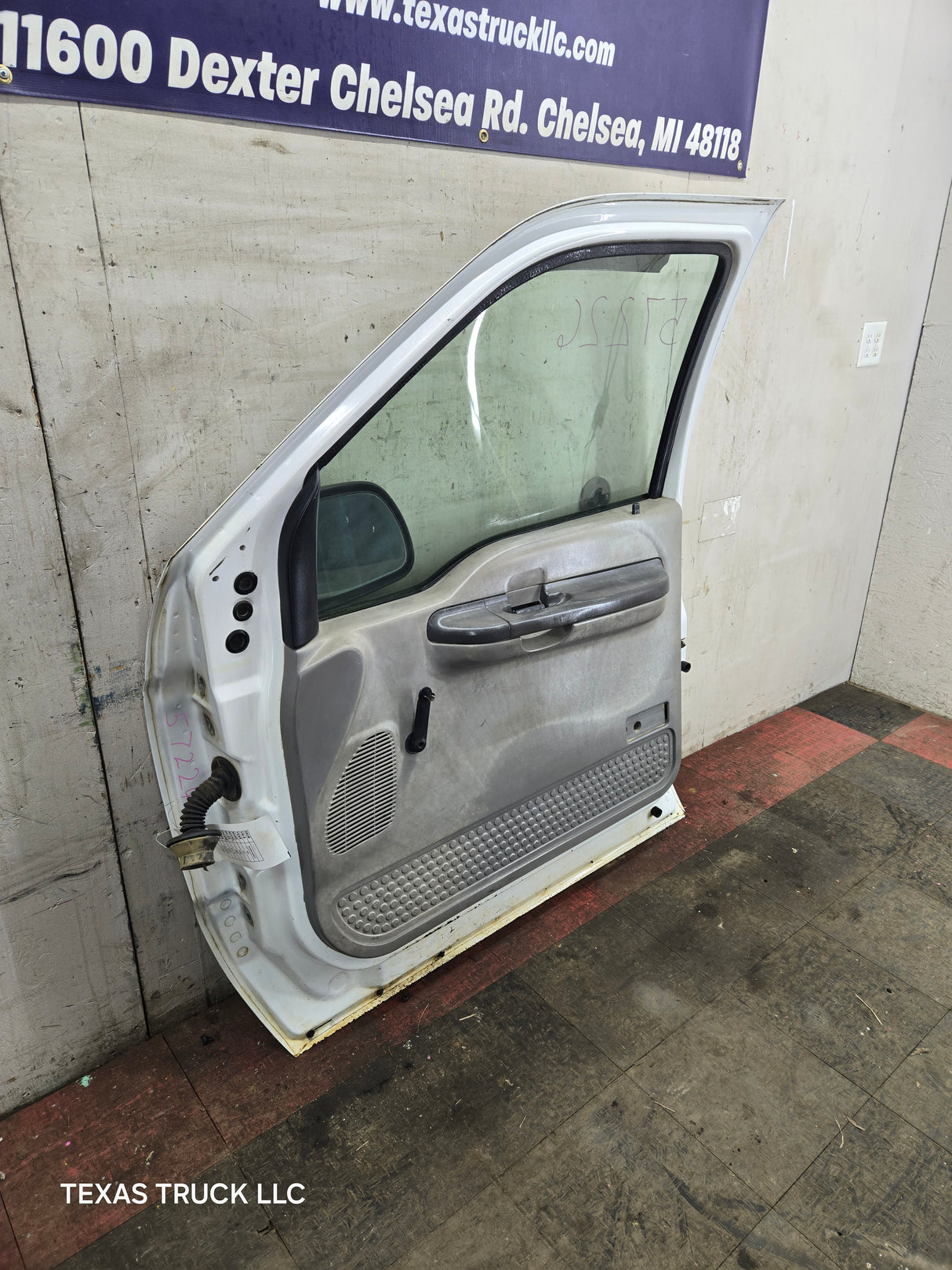 1999-2011 Ford Super Duty Front Passenger Side Door F250 F350 F450 F550 - Oxford White