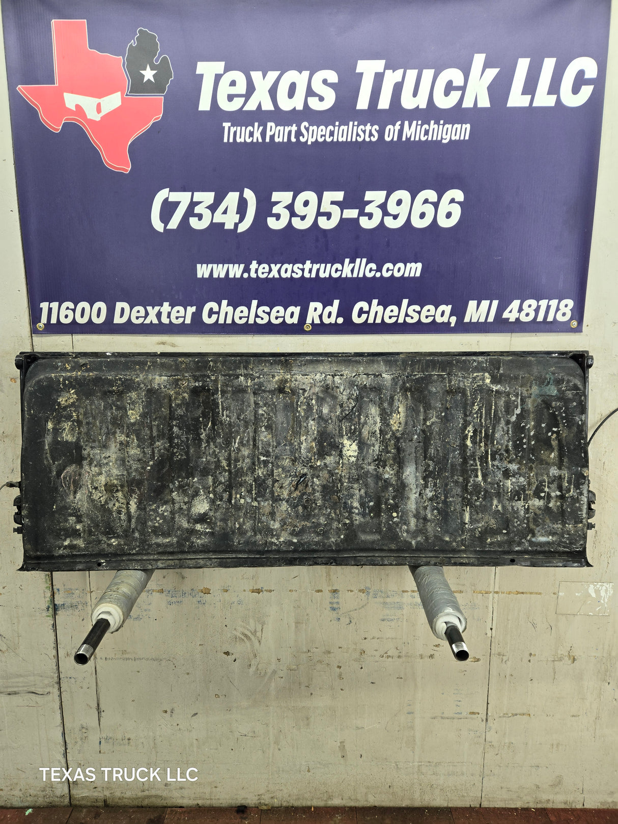 2007-2013 Chevrolet Silverado / GMC Sierra 1500 2500 3500 HD Tailgate