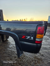 1999-2007 Chevrolet Silverado / GMC Sierra 6' 6" Short Truck Bed