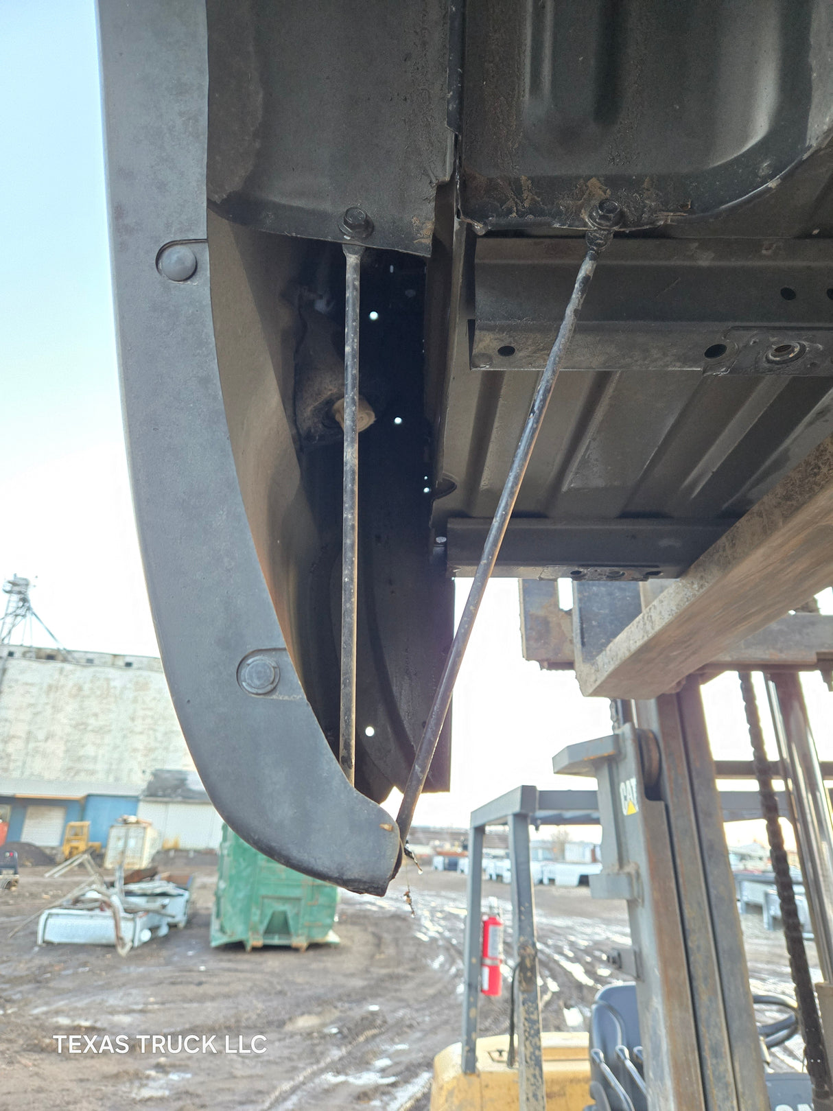 1999-2007 Chevrolet Silverado / GMC Sierra 6' 6" Short Truck Bed