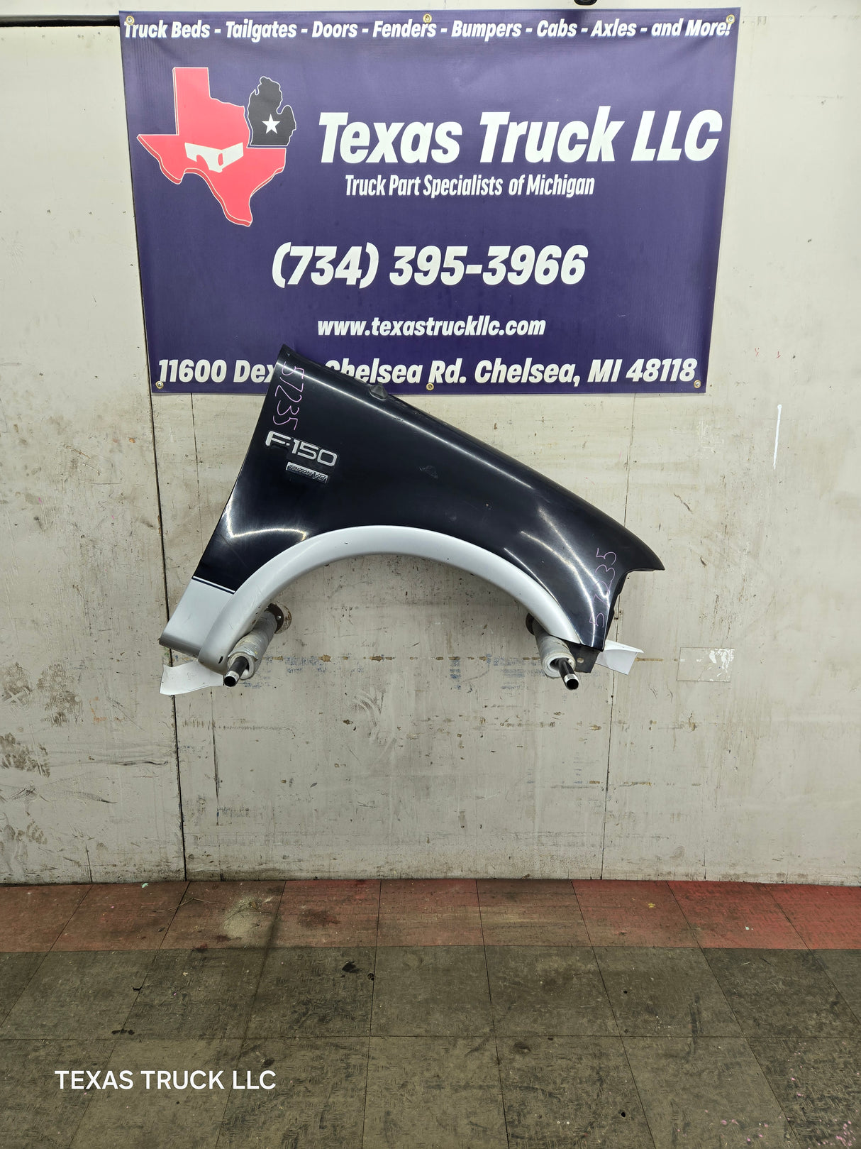 1997-2003 Ford F150 / Explorer / Expedition RH Passenger Side Front Fender