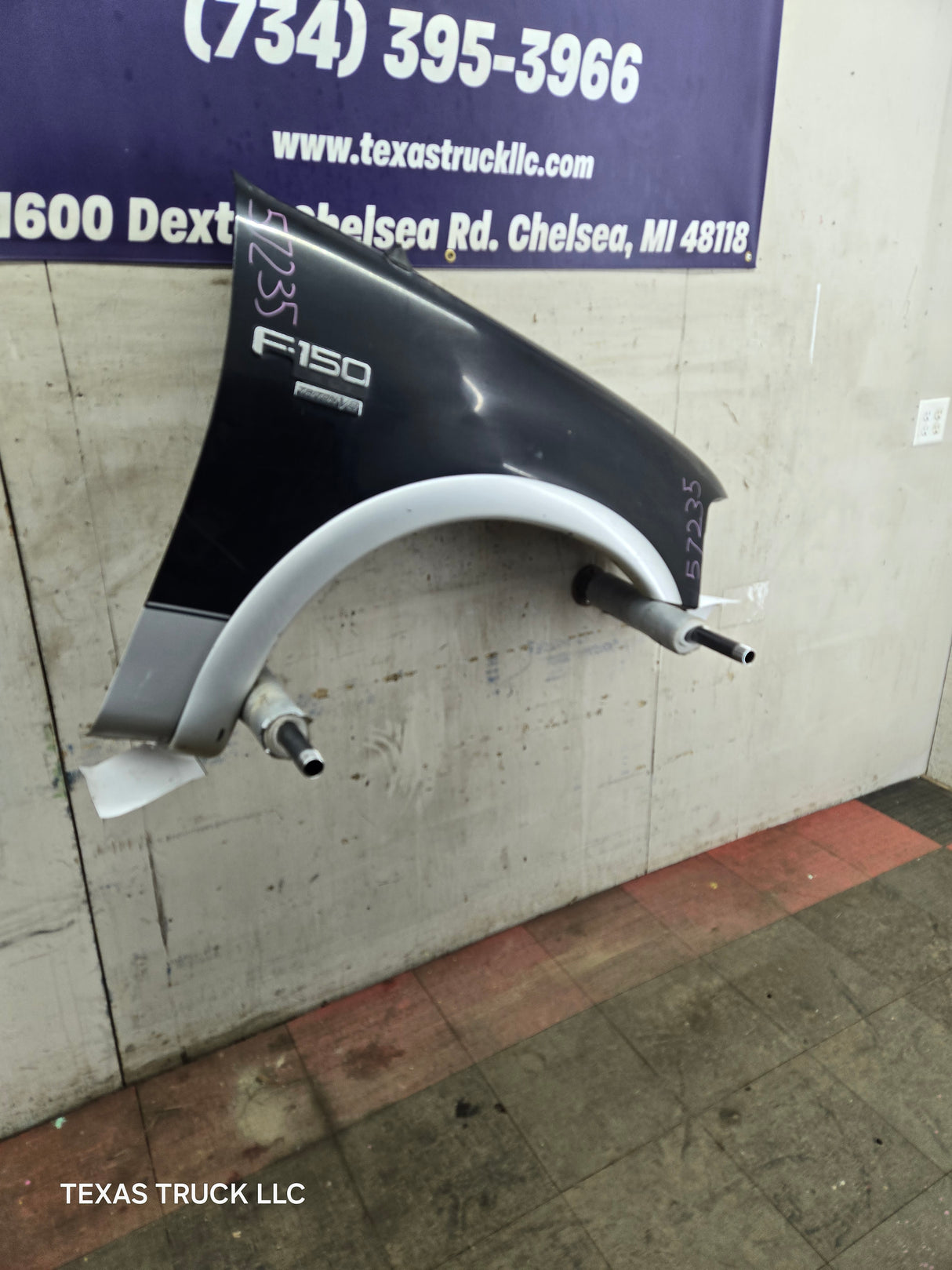 1997-2003 Ford F150 / Explorer / Expedition RH Passenger Side Front Fender