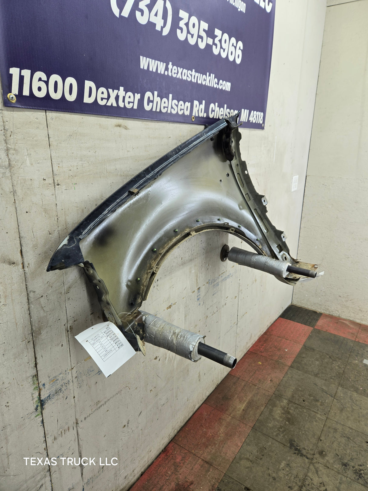 1997-2003 Ford F150 / Explorer / Expedition RH Passenger Side Front Fender