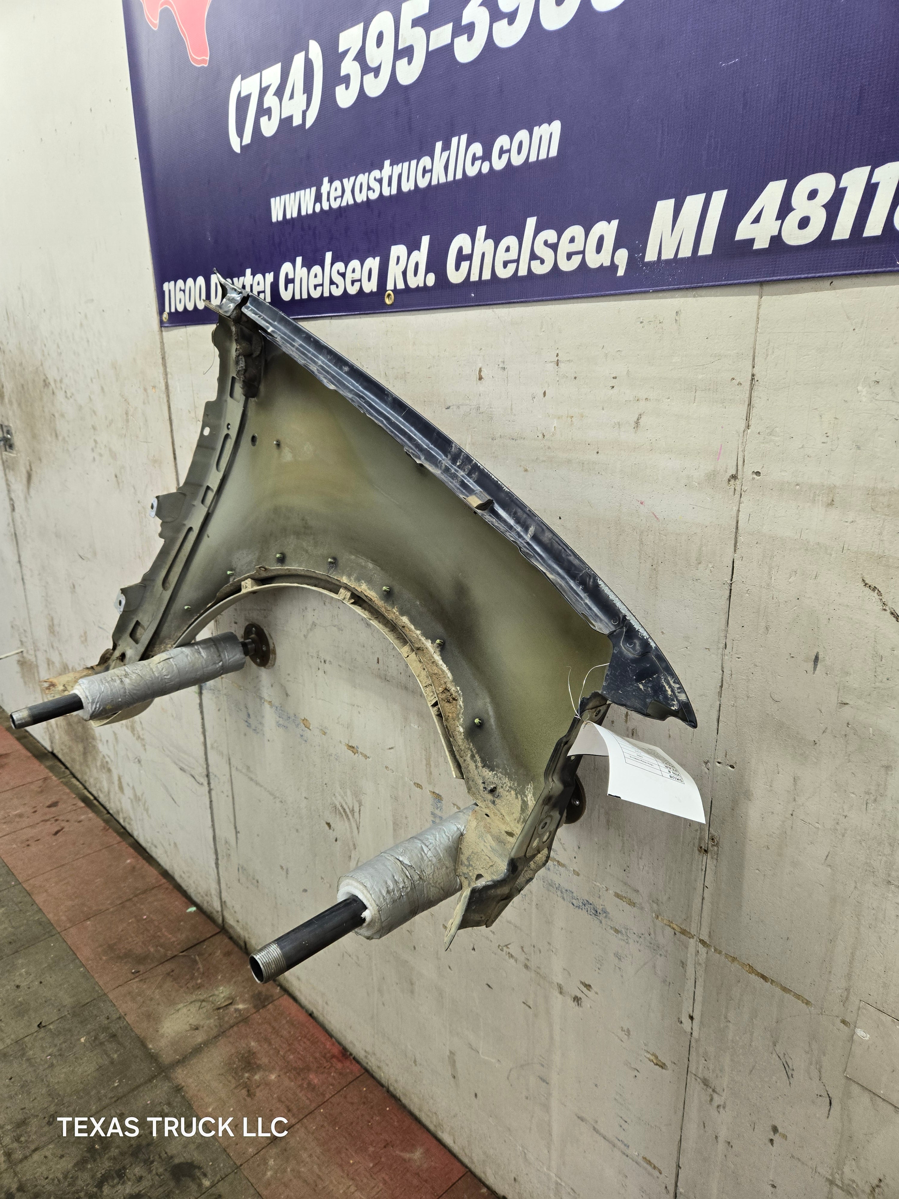 1997-2003 Ford F150 / Explorer / Expedition LH Driver Side Front