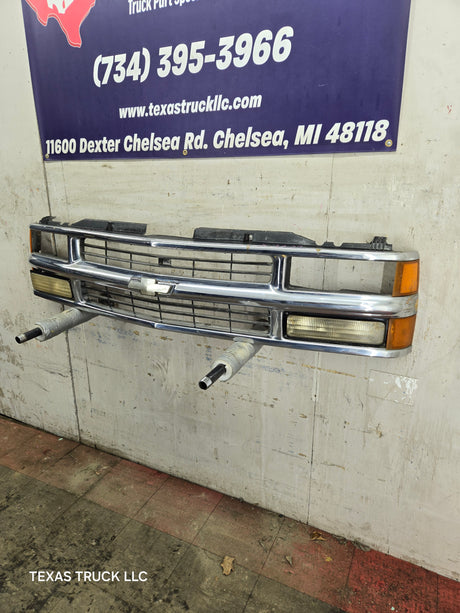 1994-1998 Chevrolet Silverado 1500 2500 3500 Grill OEM