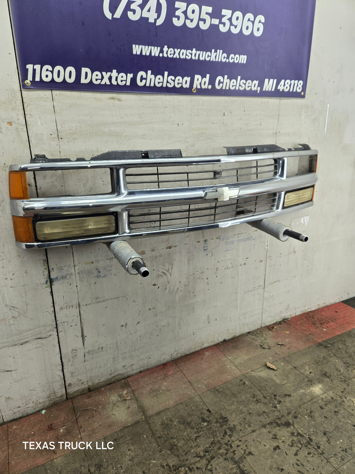 1994-1998 Chevrolet Silverado 1500 2500 3500 Grill OEM