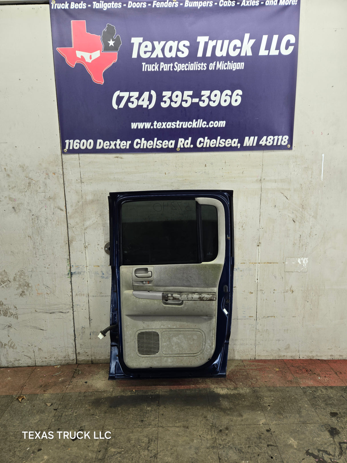 2000-2004 Dodge Dakota Passenger Side Rear RH Crew Cab Door