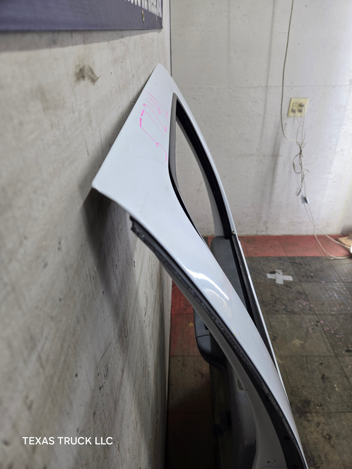 1999-2016 Ford Super Duty Driver Side Rear Door LH Crew Cab F250 F350 F450 F550