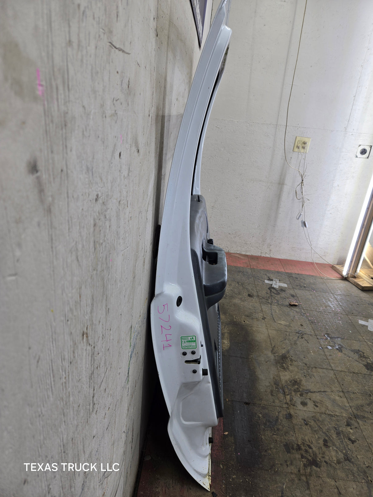 1999-2016 Ford Super Duty Driver Side Rear Door LH Crew Cab F250 F350 F450 F550