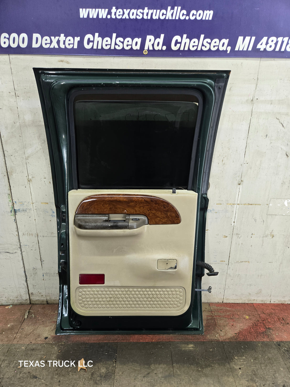 1999-2016 Ford Super Duty Driver Side Rear Door LH Crew Cab F250 F350 F450 F550