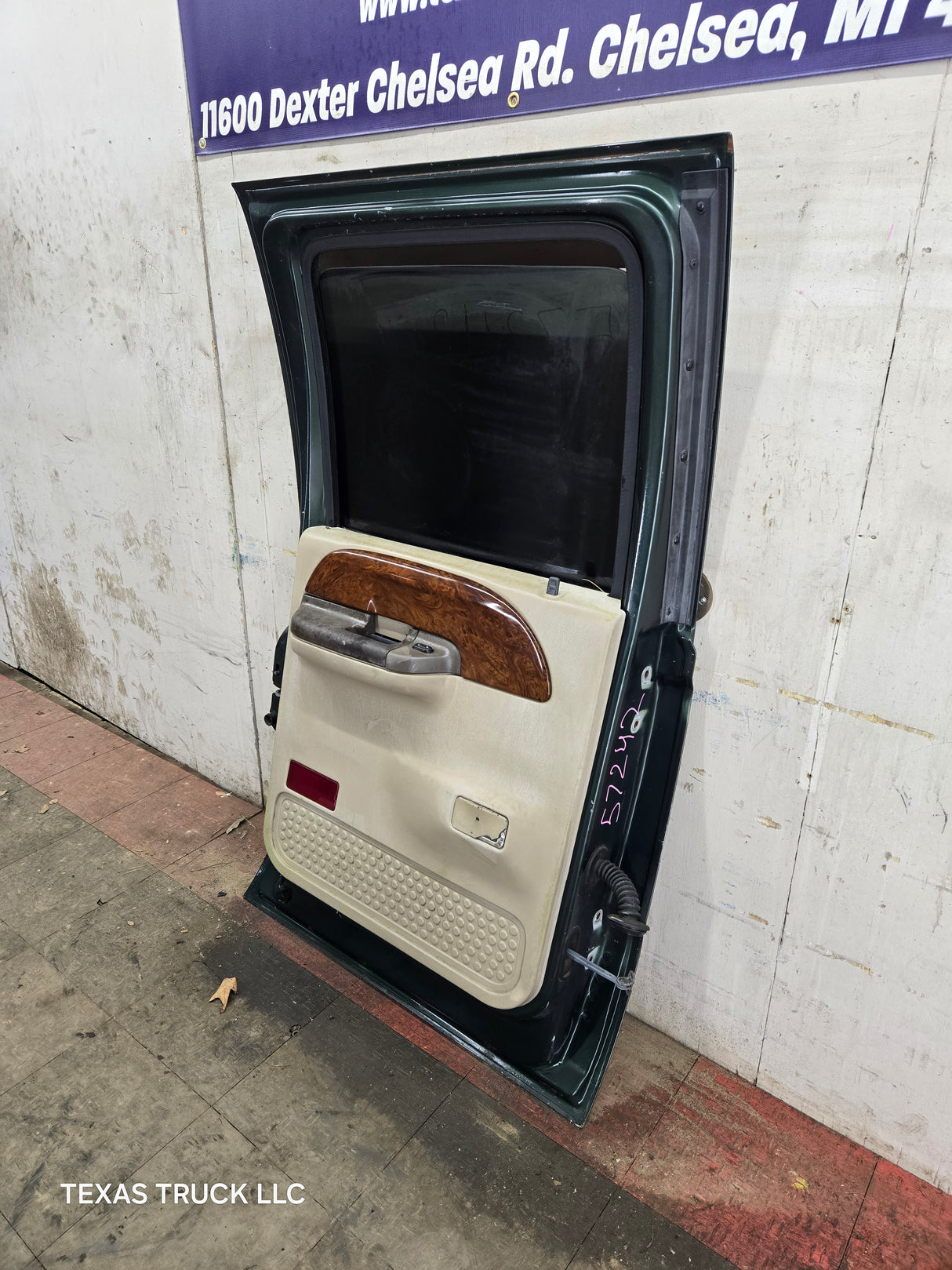 1999-2016 Ford Super Duty Driver Side Rear Door LH Crew Cab F250 F350 F450 F550