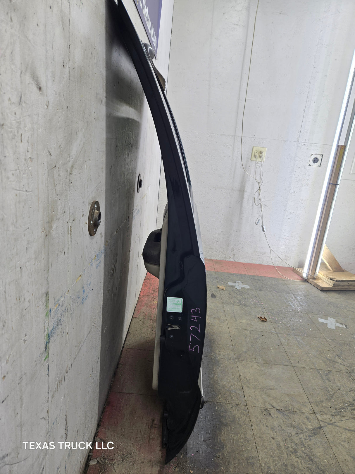 1999-2011 Ford Super Duty RH Passenger Side Rear Crew Cab Door F250 F350 F450 F550