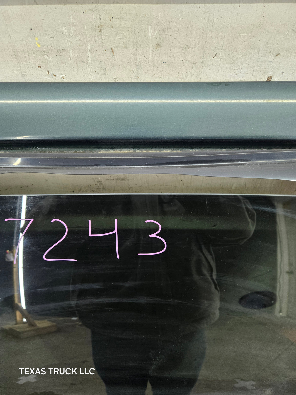 1999-2011 Ford Super Duty RH Passenger Side Rear Crew Cab Door F250 F350 F450 F550