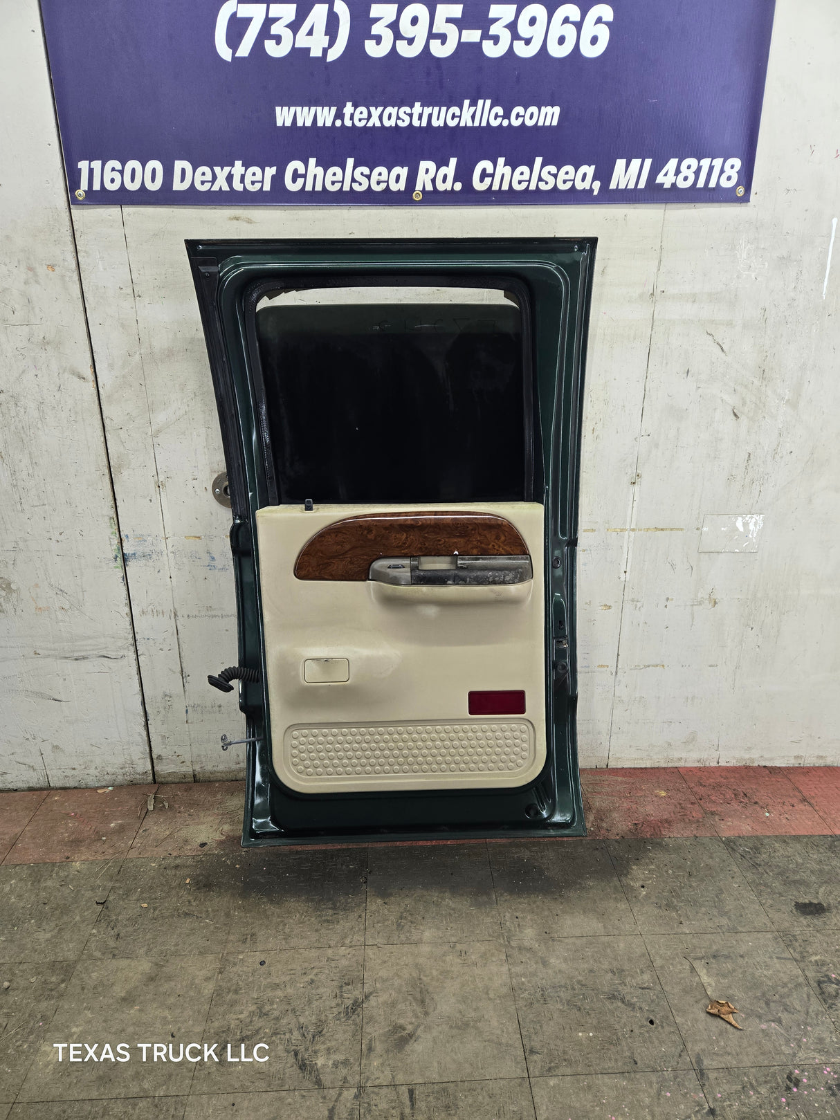 1999-2011 Ford Super Duty RH Passenger Side Rear Crew Cab Door F250 F350 F450 F550