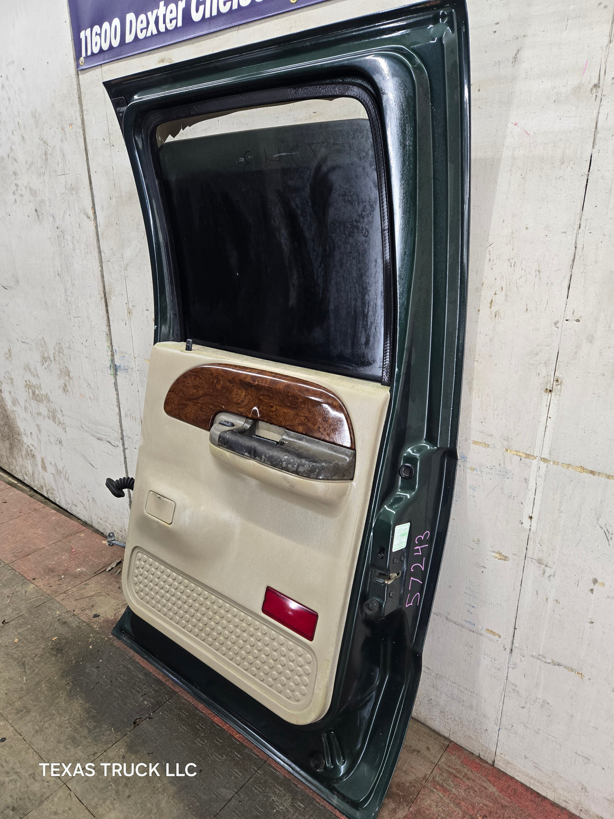 1999-2011 Ford Super Duty RH Passenger Side Rear Crew Cab Door F250 F350 F450 F550