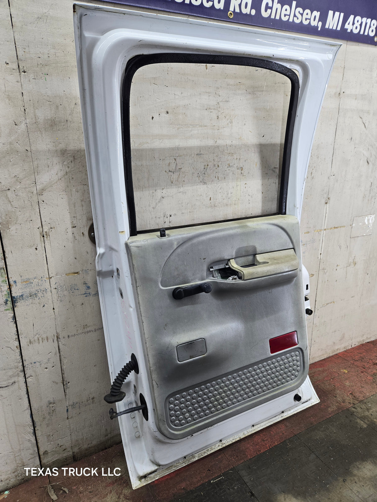 1999-2011 Ford Super Duty RH Passenger Side Rear Crew Cab Door F250 F350 F450 F550