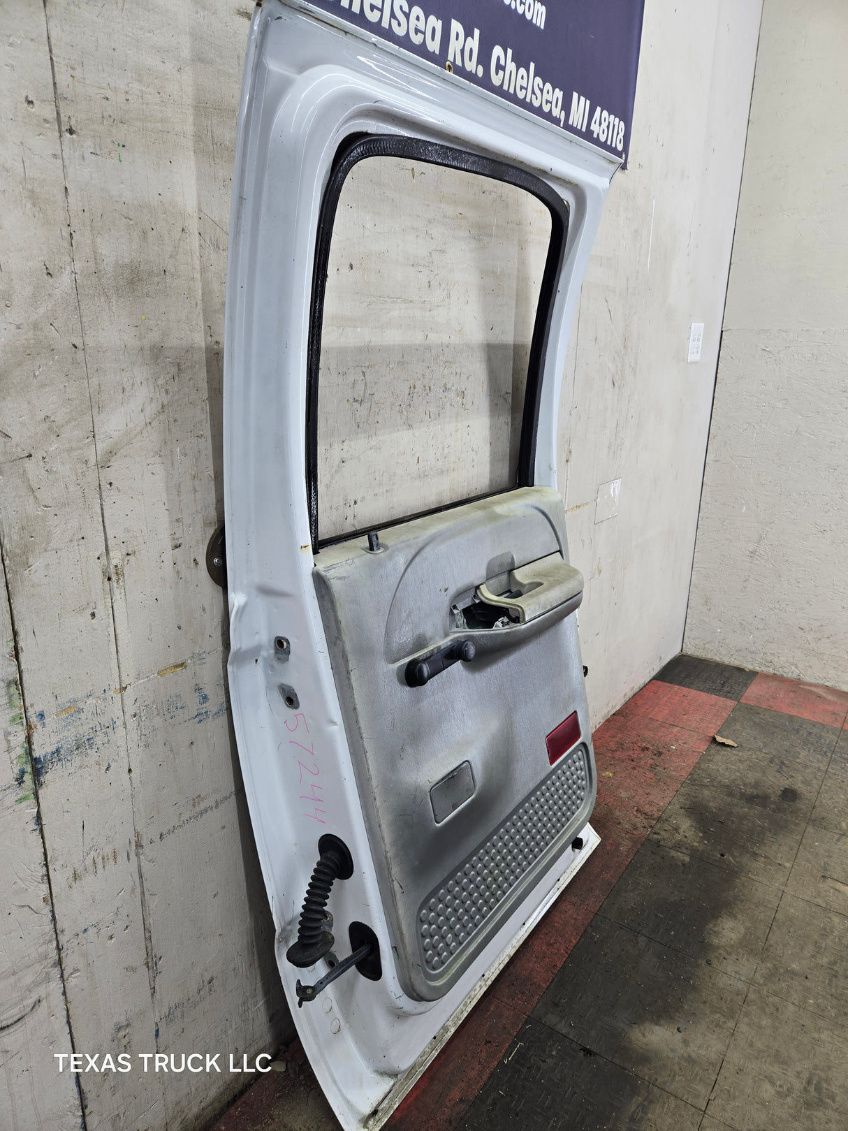 1999-2011 Ford Super Duty RH Passenger Side Rear Crew Cab Door F250 F350 F450 F550