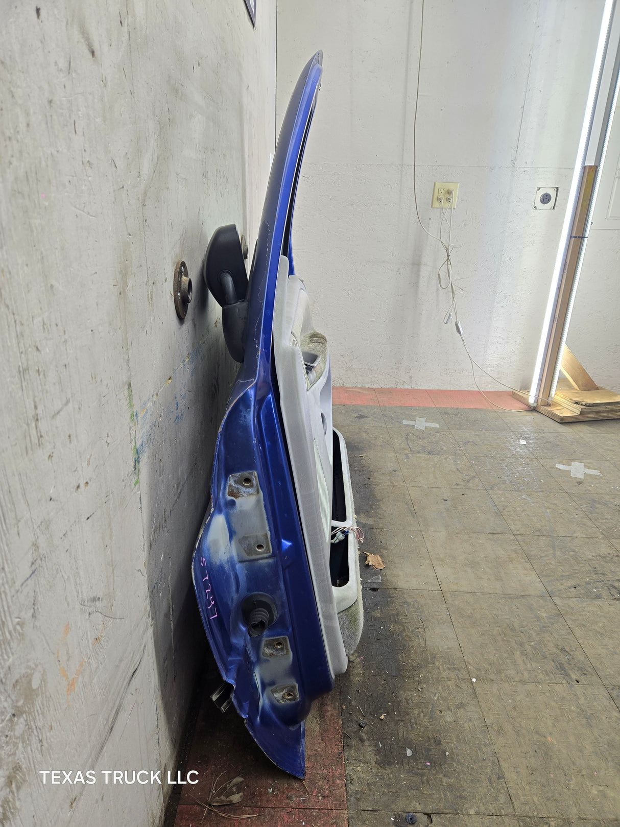 1994-2002 Dodge Ram 2nd Gen RH Passenger Side Front Door Regular Cab / 2 Door Ext Cab 1500 2500 3500 ROUND CORNER