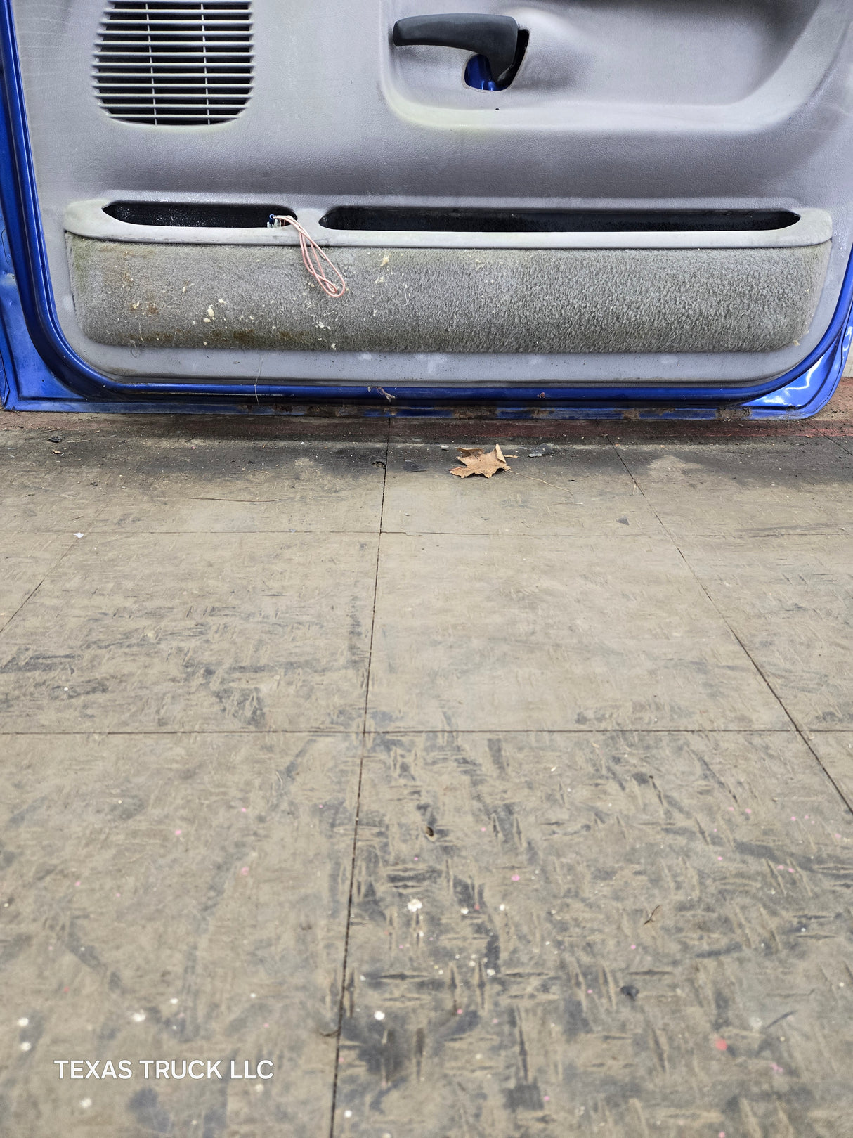 1994-2002 Dodge Ram 2nd Gen RH Passenger Side Front Door Regular Cab / 2 Door Ext Cab 1500 2500 3500 ROUND CORNER