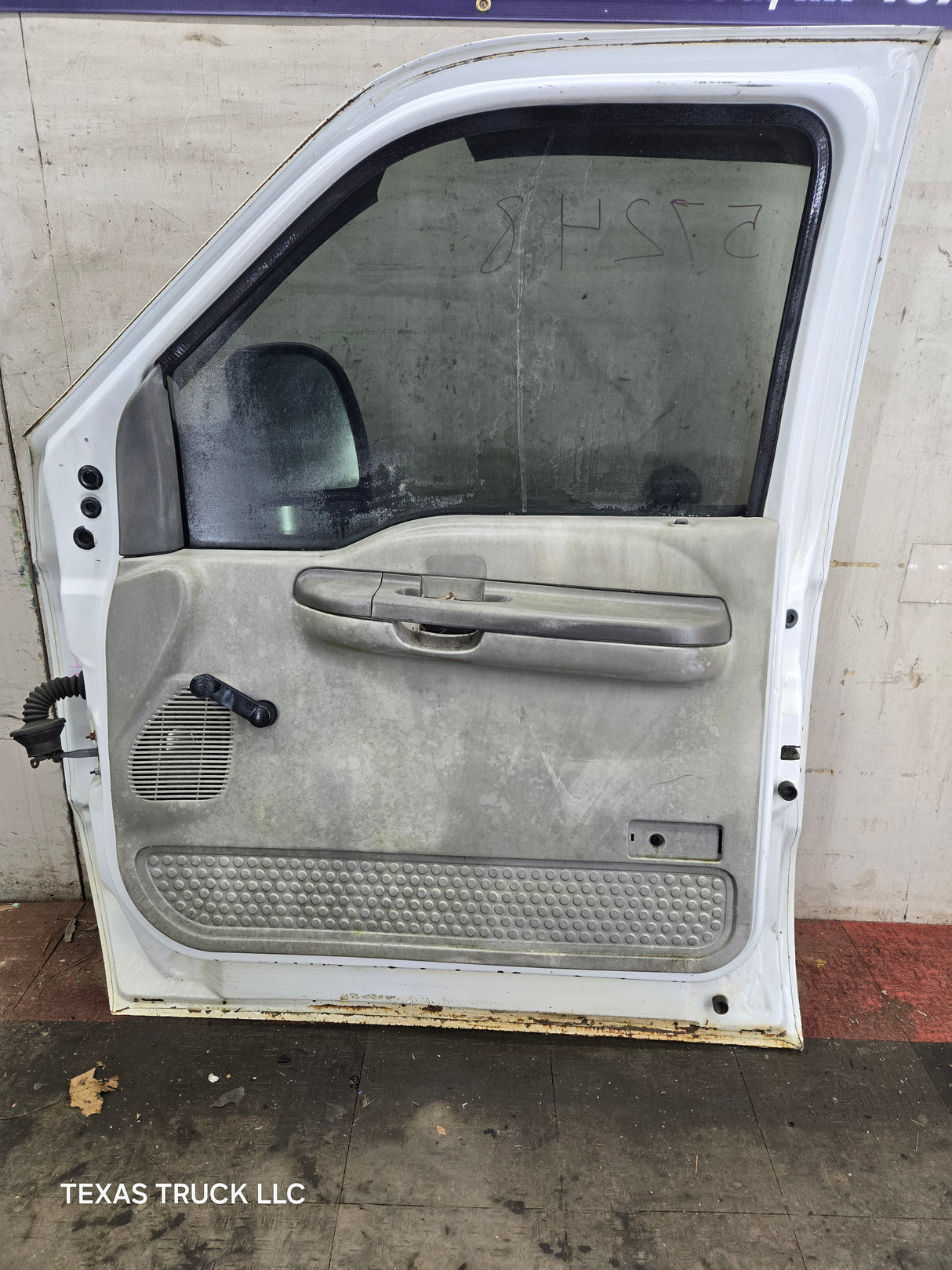 1999-2011 Ford Super Duty / Excursion Front Passenger RH Door F250 F350 F450 F550