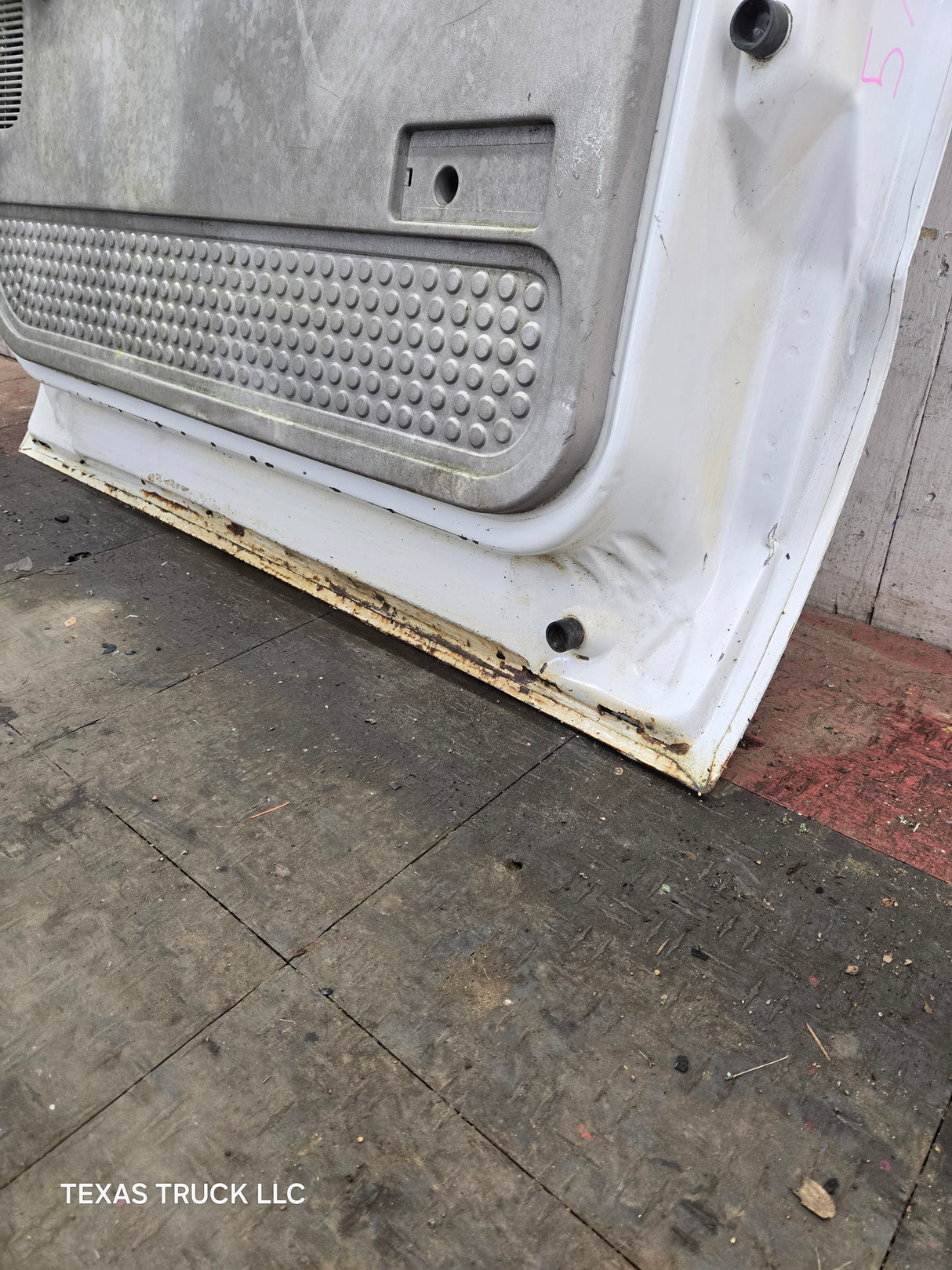 1999-2011 Ford Super Duty / Excursion Front Passenger RH Door F250 F350 F450 F550