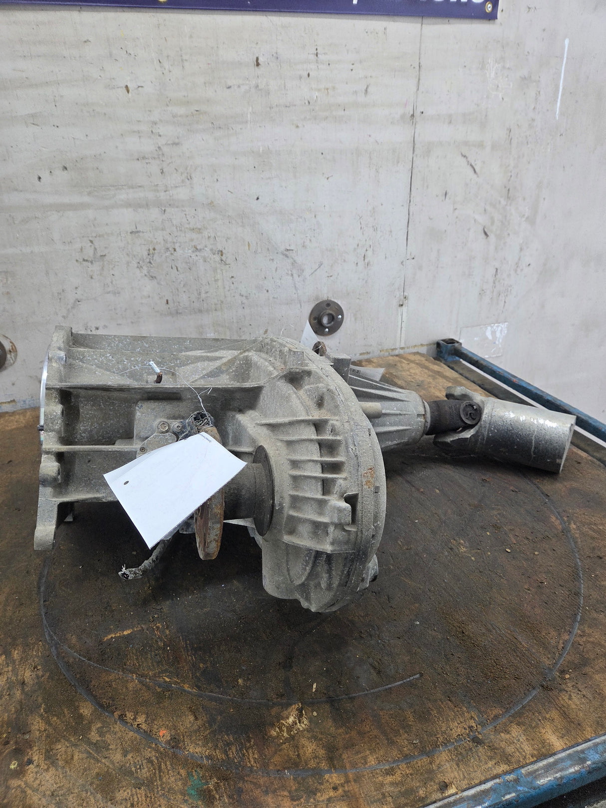 2011-2016 6.2L 6.7L Power Stroke Transfer Case slip yoke Electric Shift Ford F250 F350 F450 F550 Super Duty