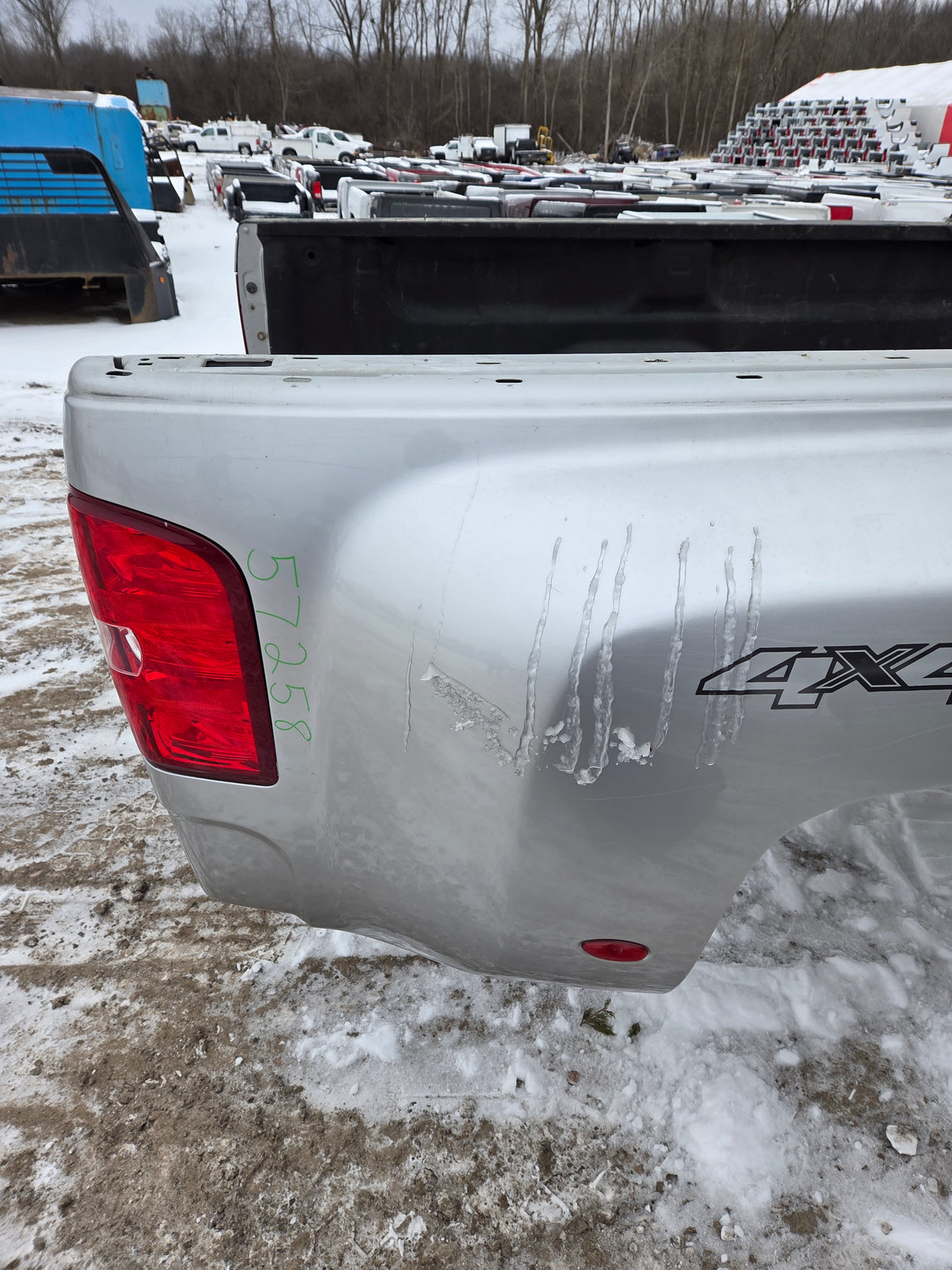 2007-2013 Chevrolet Silverado / GMC Sierra 3500 HD 8' Dually Bed