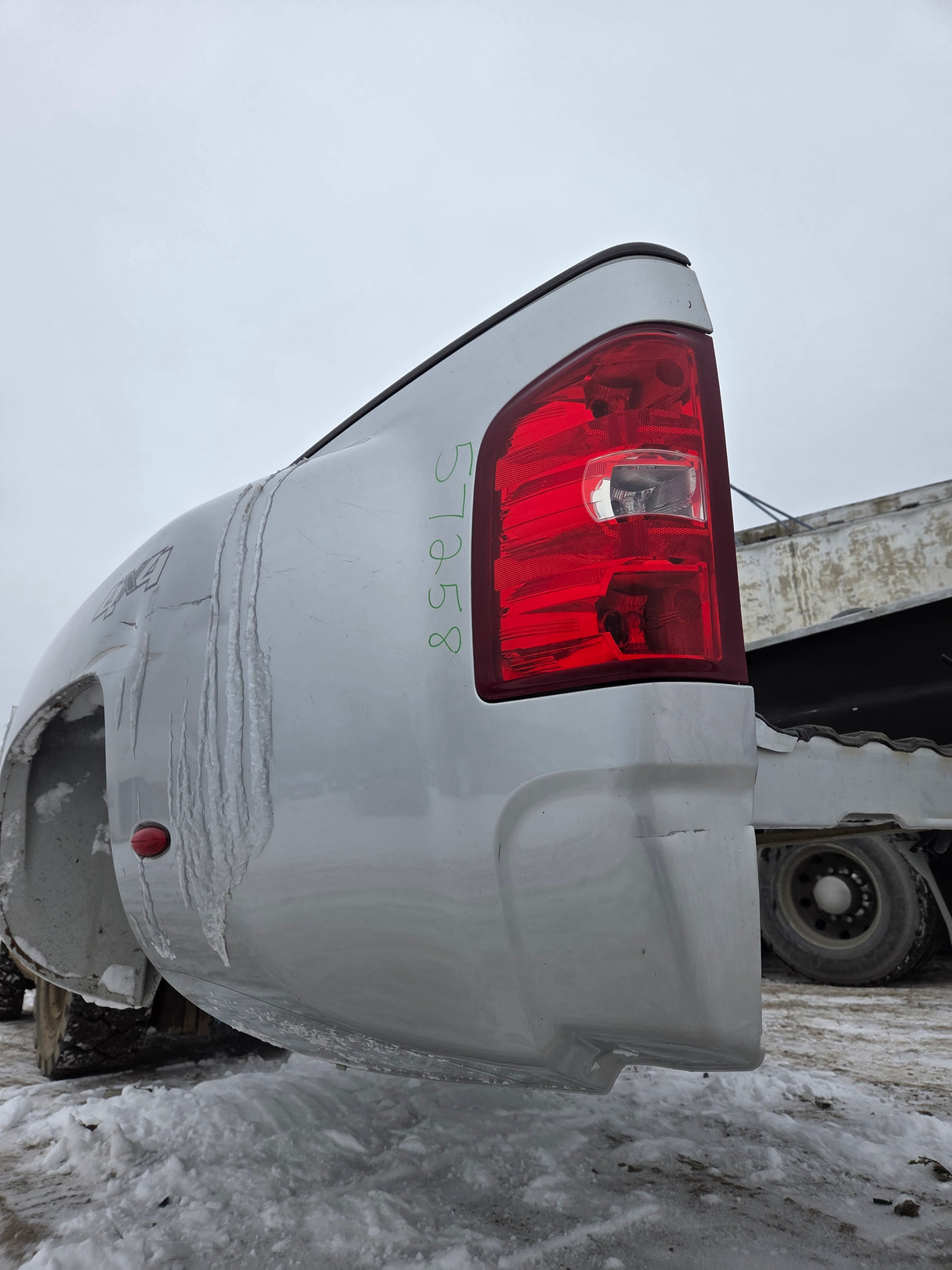 2007-2013 Chevrolet Silverado / GMC Sierra 3500 HD 8' Dually Bed