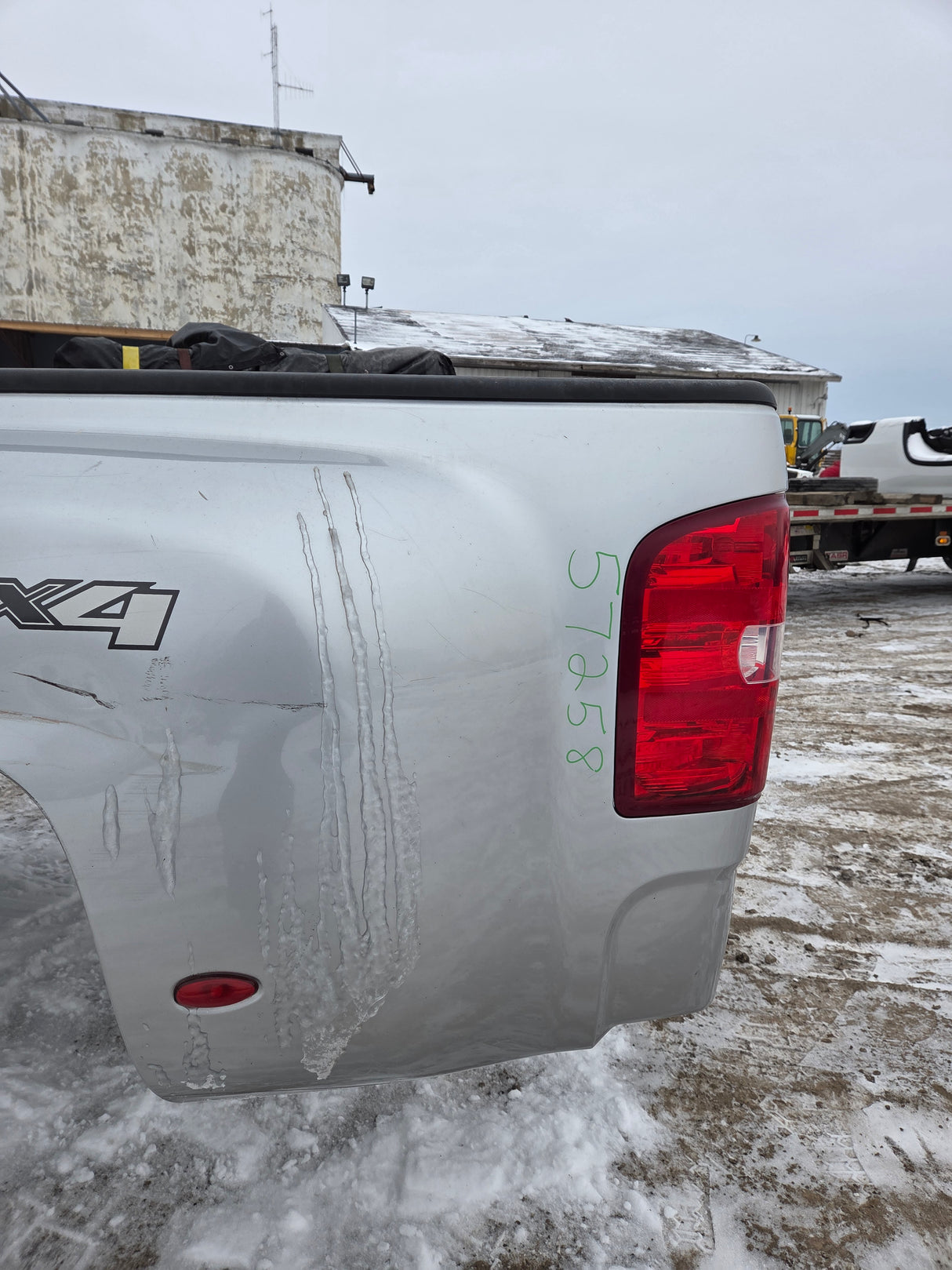 2007-2013 Chevrolet Silverado / GMC Sierra 3500 HD 8' Dually Bed