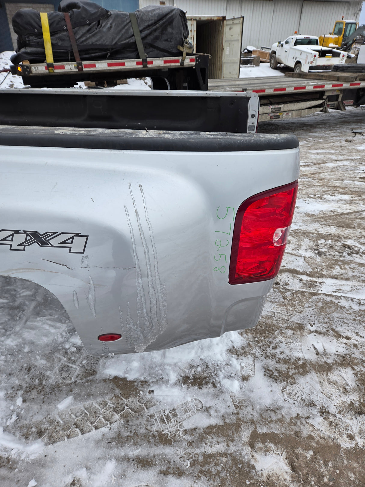 2007-2013 Chevrolet Silverado / GMC Sierra 3500 HD 8' Dually Bed