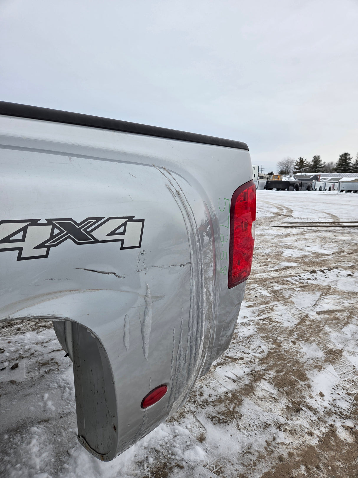 2007-2013 Chevrolet Silverado / GMC Sierra 3500 HD 8' Dually Bed