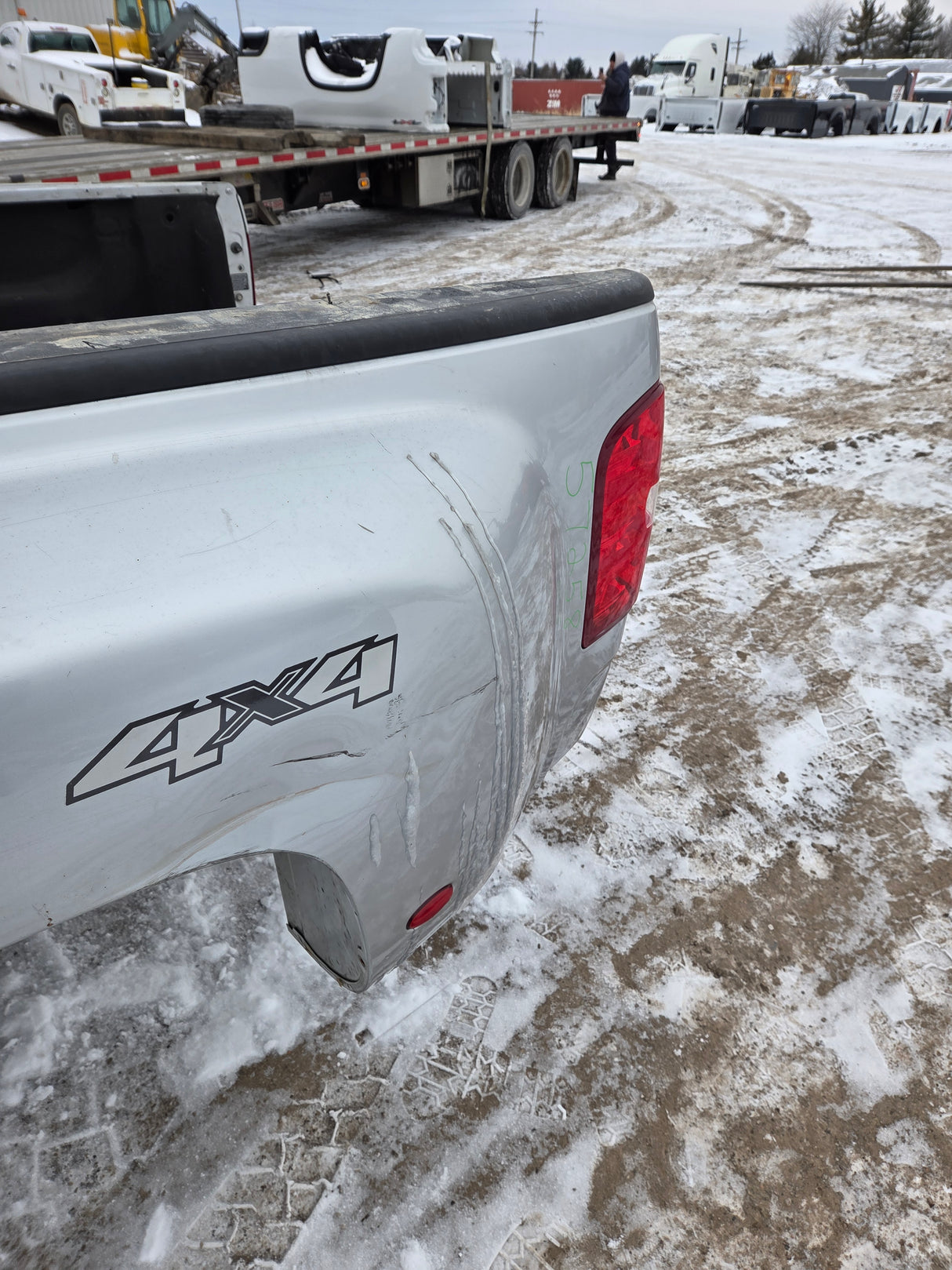 2007-2013 Chevrolet Silverado / GMC Sierra 3500 HD 8' Dually Bed