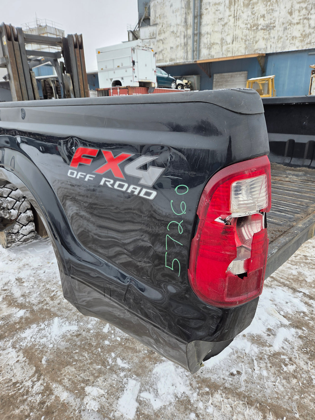 1999-2010 Ford Super Duty F250 F350 6' 9" Short Truck Bed