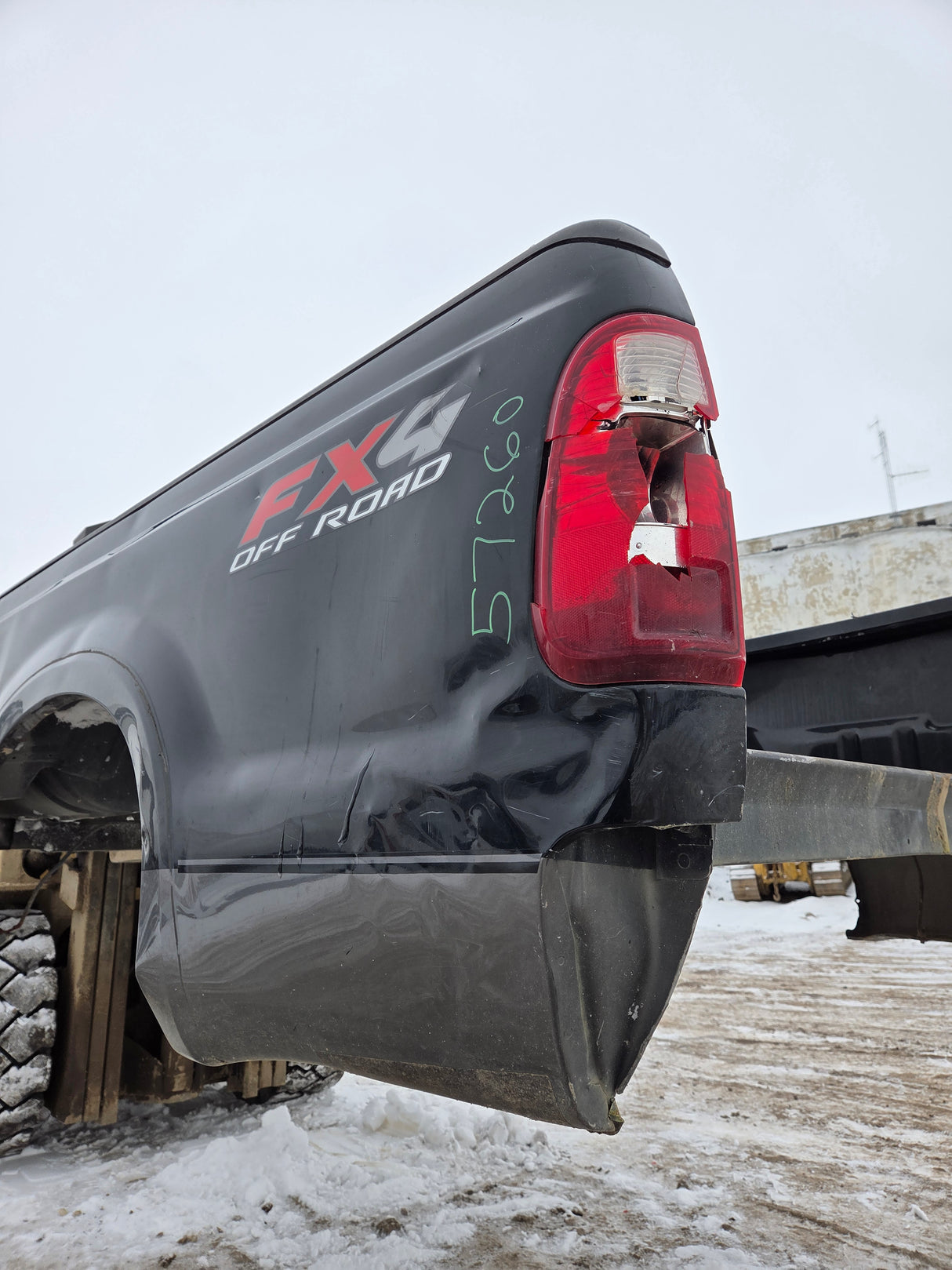 1999-2010 Ford Super Duty F250 F350 6' 9" Short Truck Bed