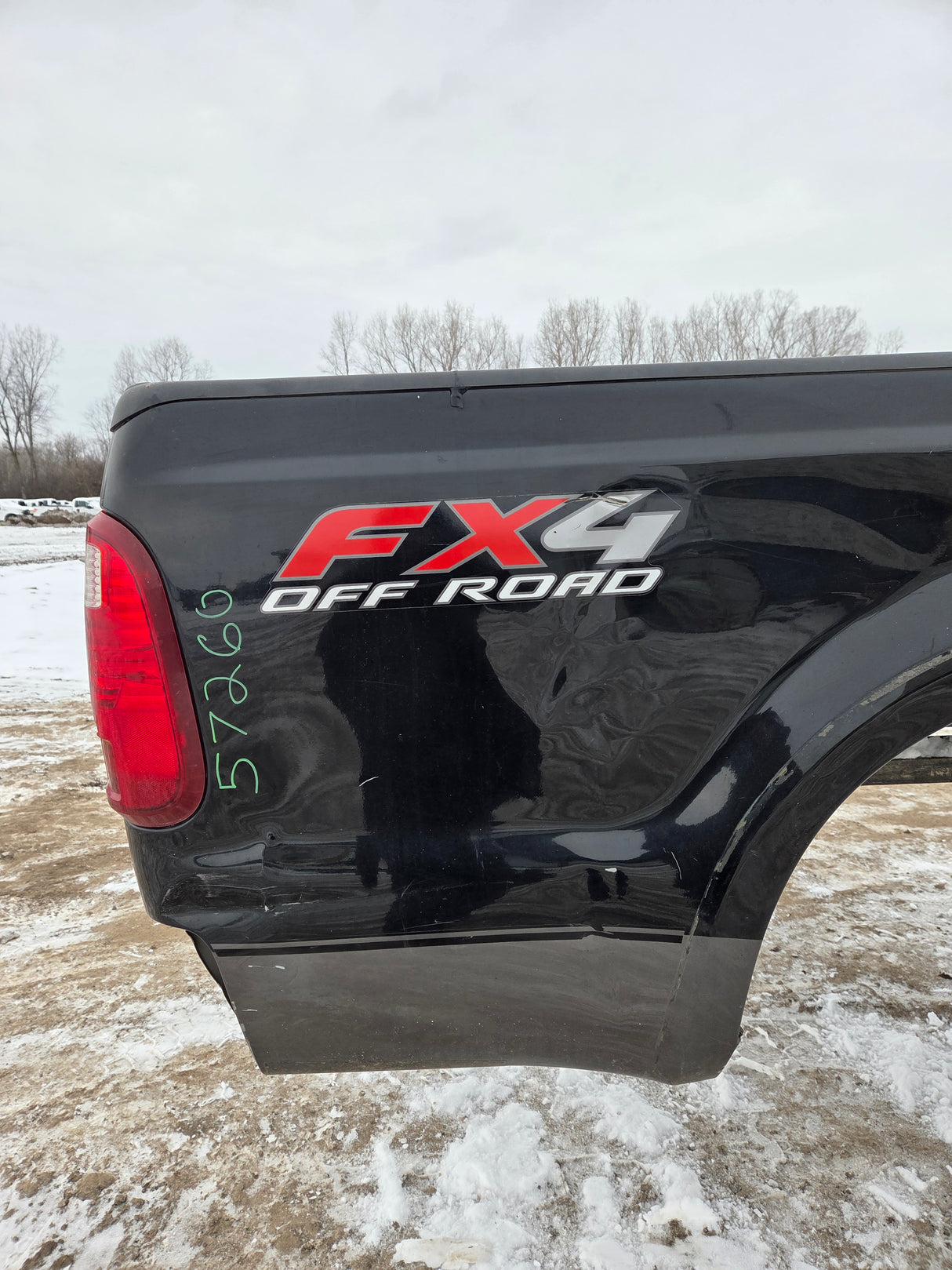 1999-2010 Ford Super Duty F250 F350 6' 9" Short Truck Bed
