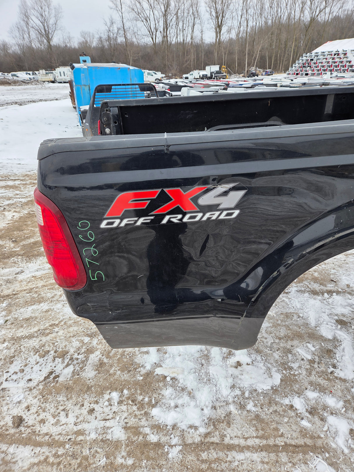 1999-2010 Ford Super Duty F250 F350 6' 9" Short Truck Bed