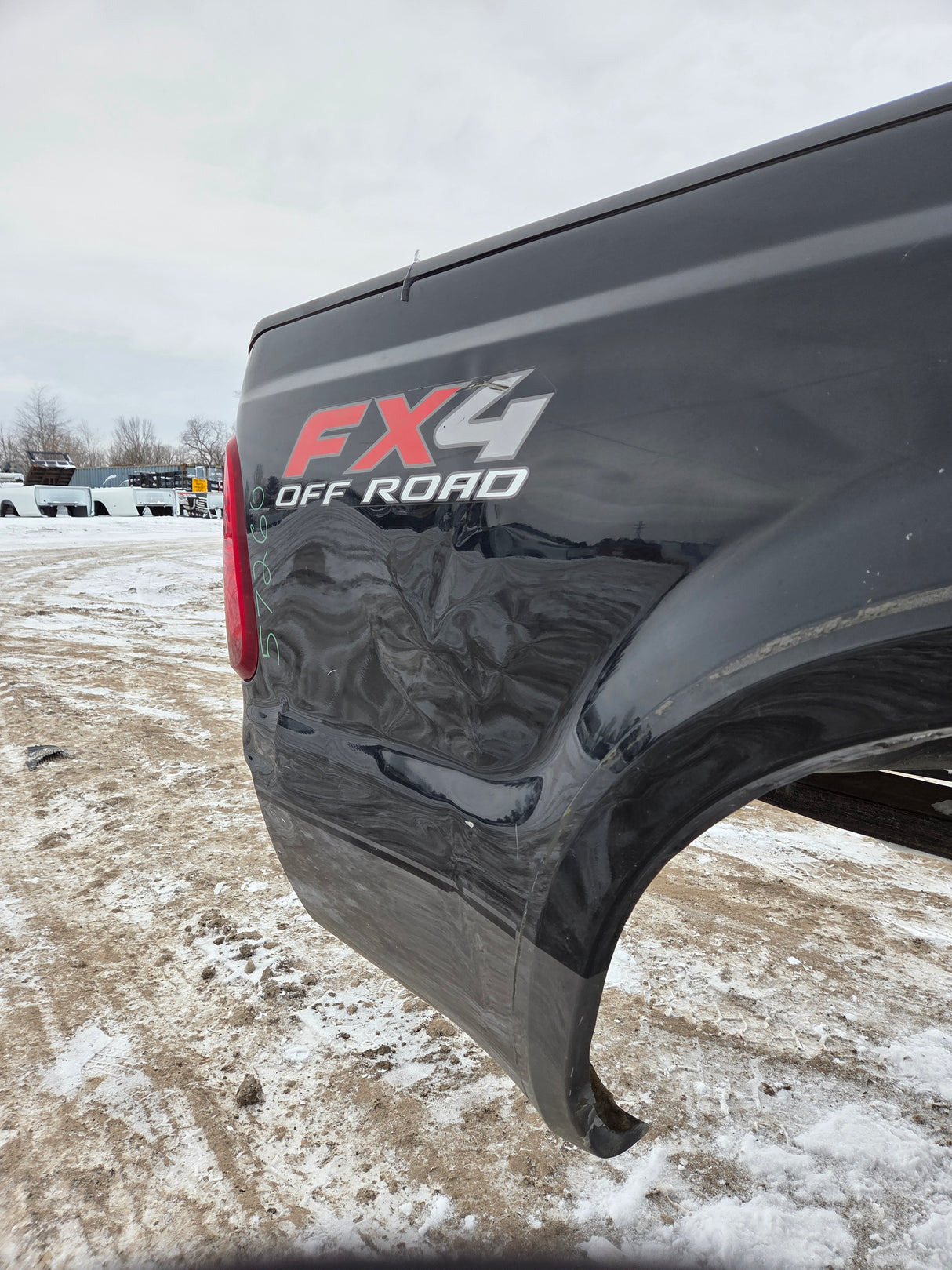 1999-2010 Ford Super Duty F250 F350 6' 9" Short Truck Bed