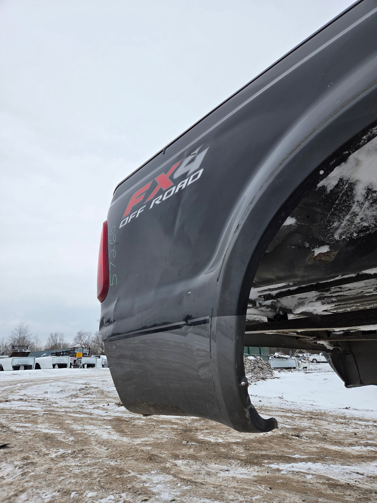 1999-2010 Ford Super Duty F250 F350 6' 9" Short Truck Bed