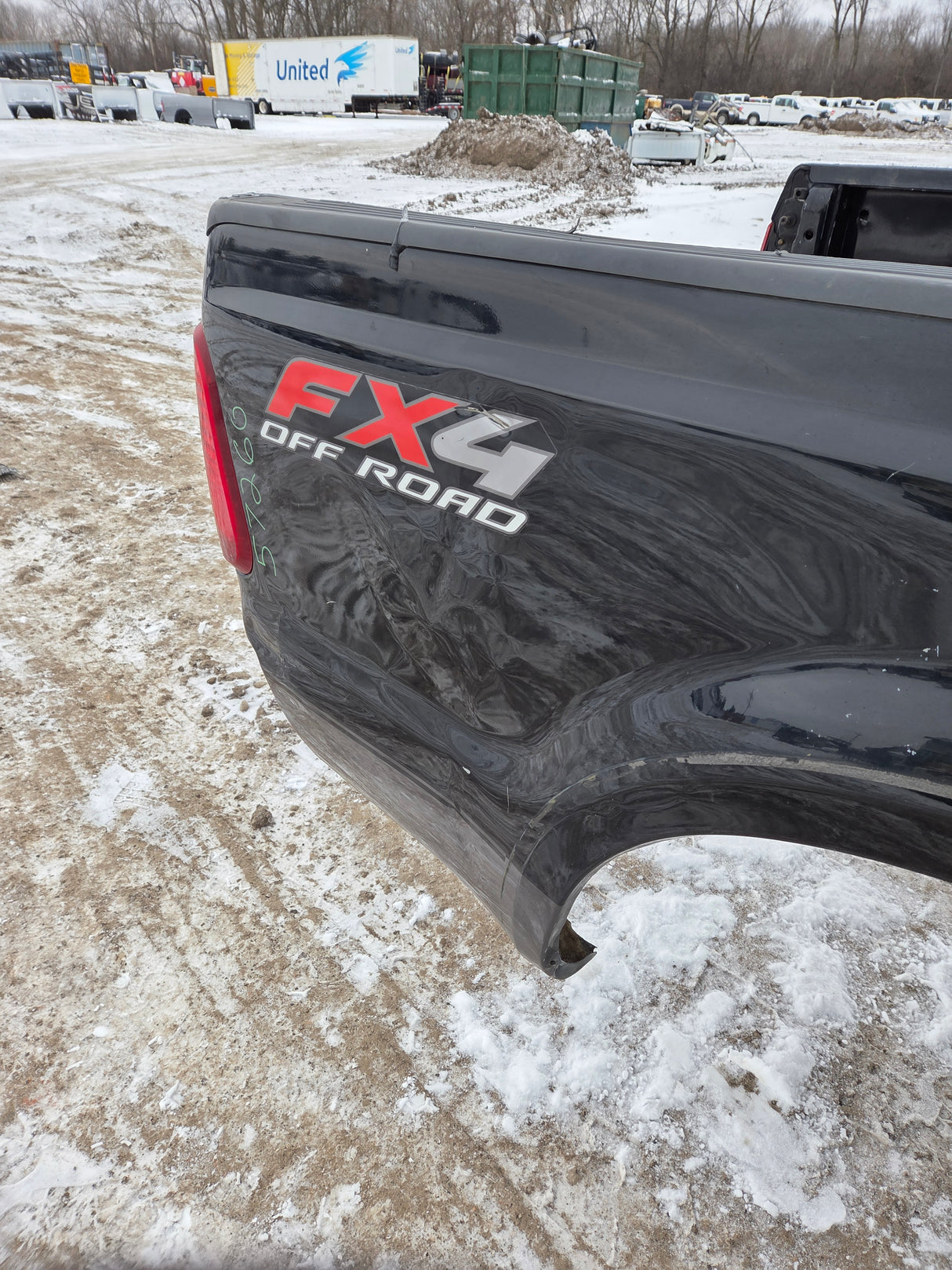 1999-2010 Ford Super Duty F250 F350 6' 9" Short Truck Bed