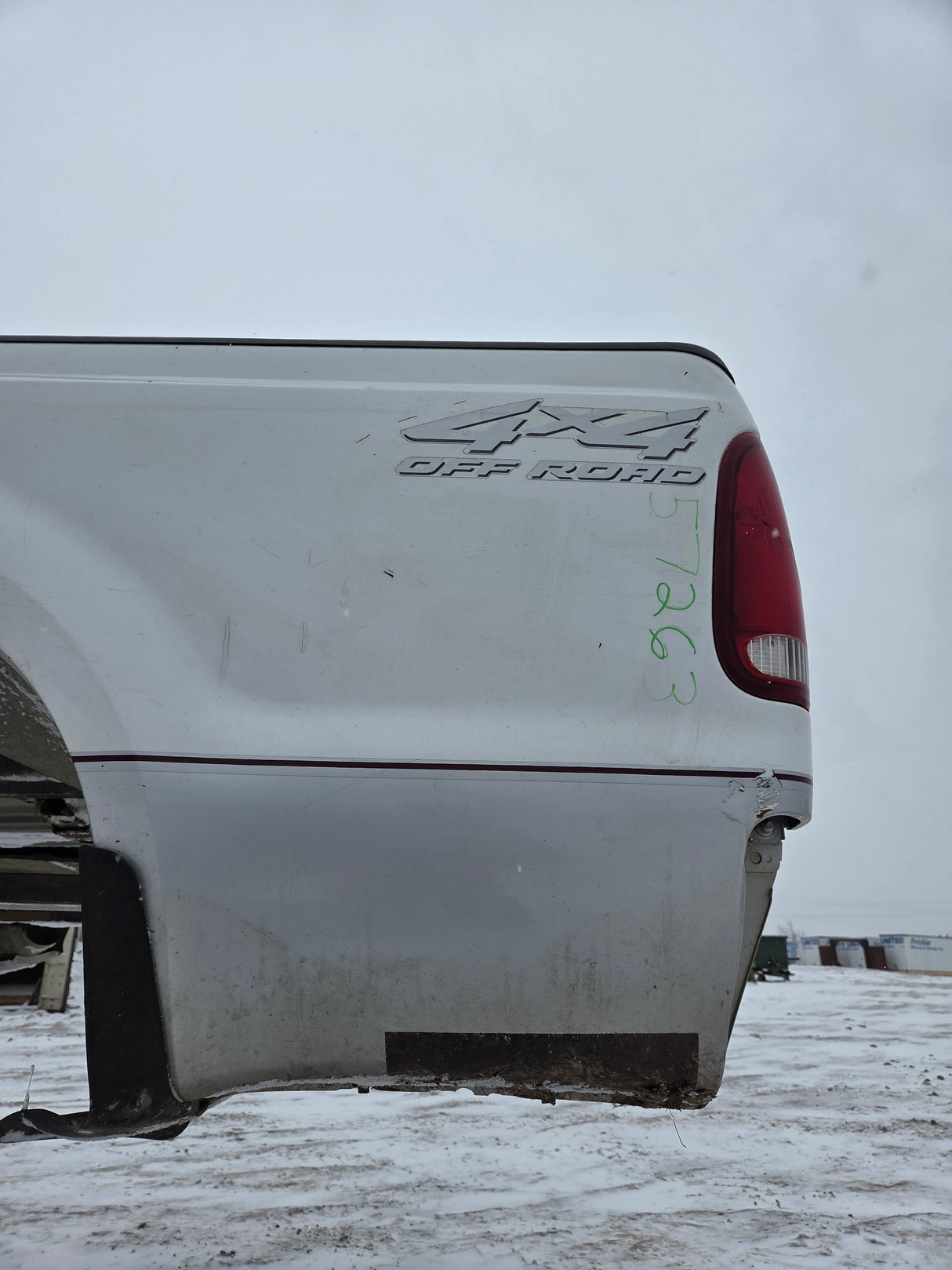 1999-2010 Ford Super Duty F250 F350 6' 9" Short Truck Bed