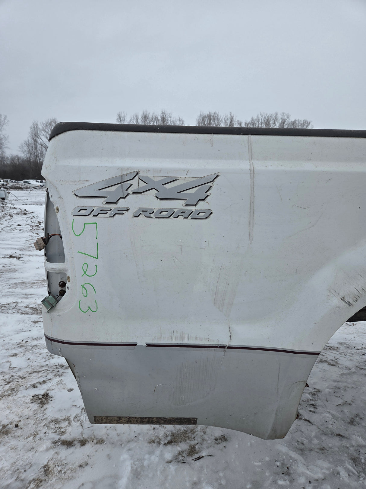 1999-2010 Ford Super Duty F250 F350 6' 9" Short Truck Bed