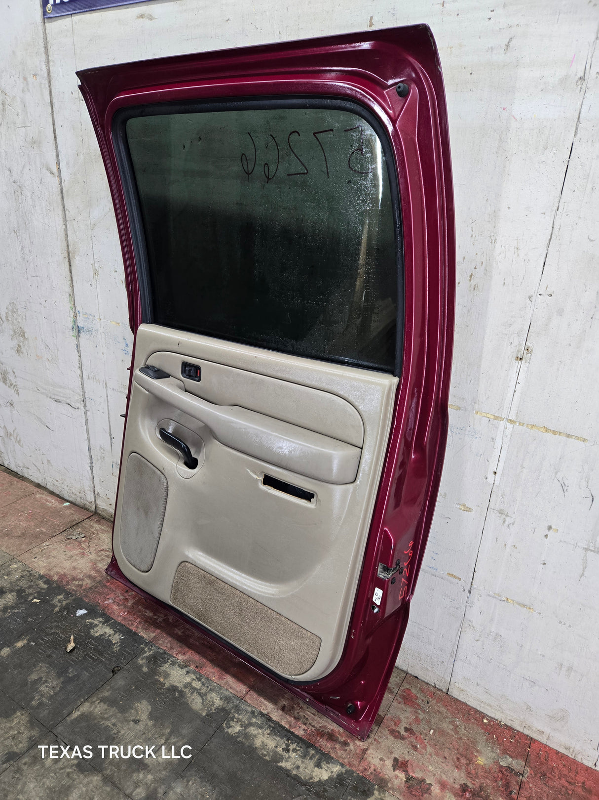 1999-2006 Chevrolet Silverado / GMC Sierra 1500 2500 3500 HD Passenger side Crew Cab rear door RH