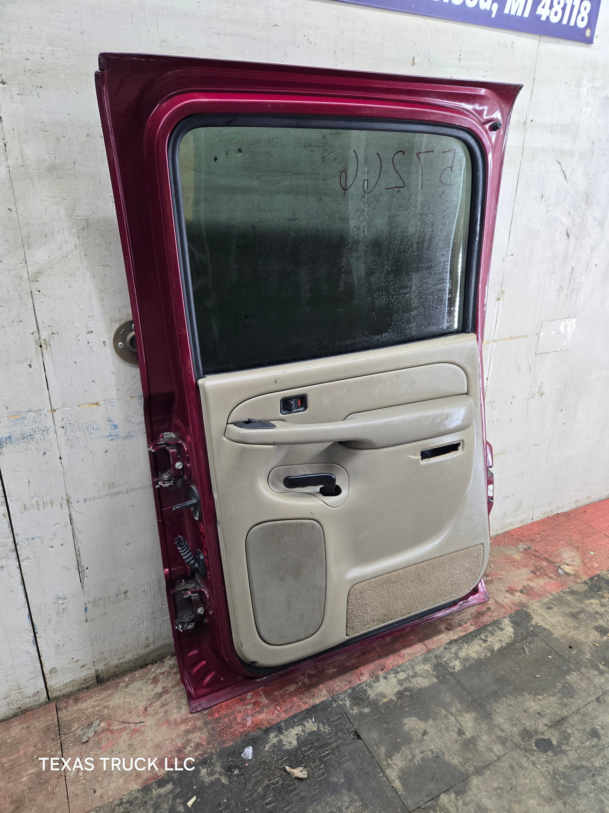 1999-2006 Chevrolet Silverado / GMC Sierra 1500 2500 3500 HD Passenger side Crew Cab rear door RH