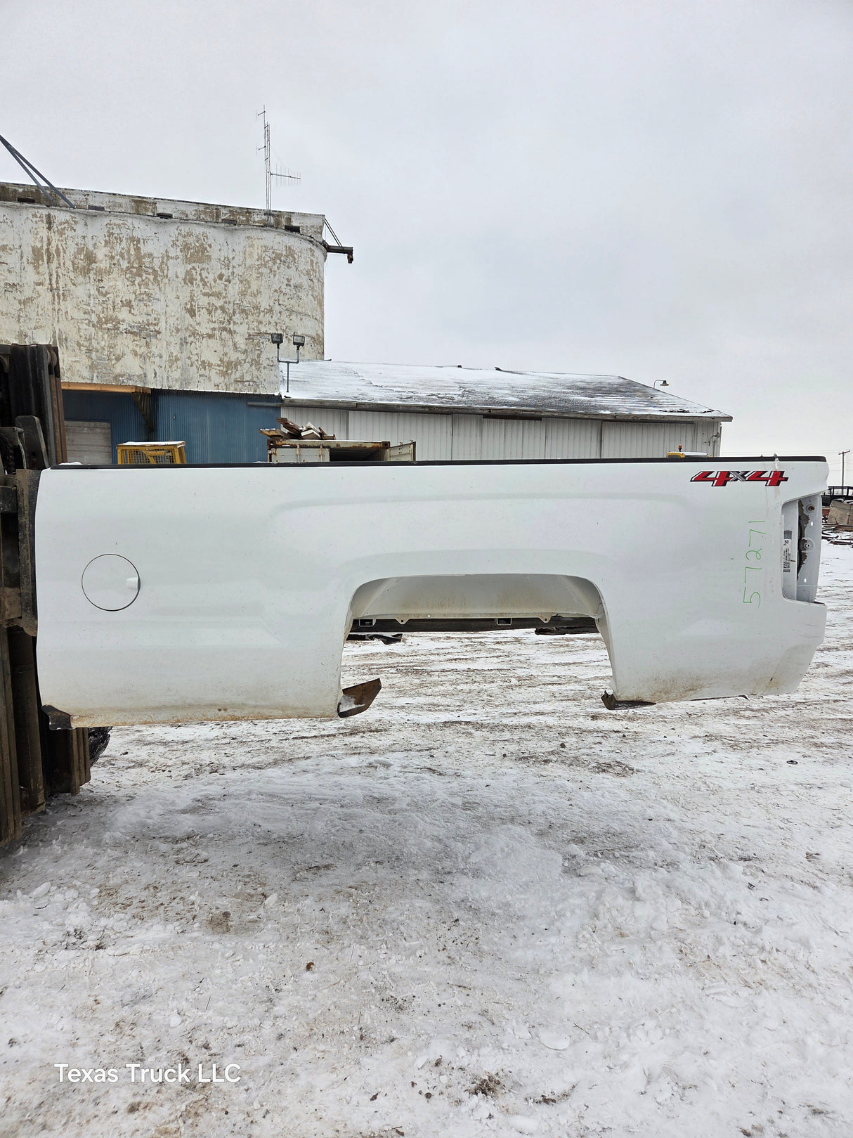 2014-2019 Chevrolet Silverado 1500 2500 3500 HD 8' Long Truck Bed
