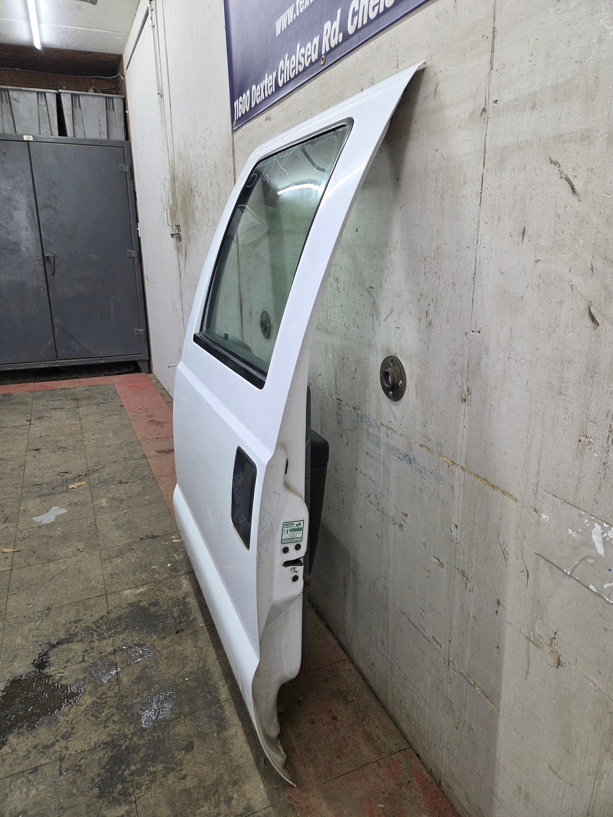 2012-2016 Ford Super Duty Driver Rear Door LH Crew Cab F250 F350 F450 F550